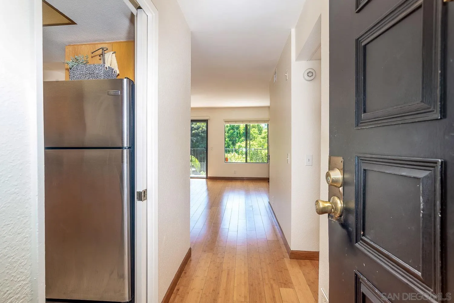 https://cdn.realtyfeed.com/cdn/127/260023742/eaf6f98d9c57aefcf3041a9d8d7a43a7.webp
