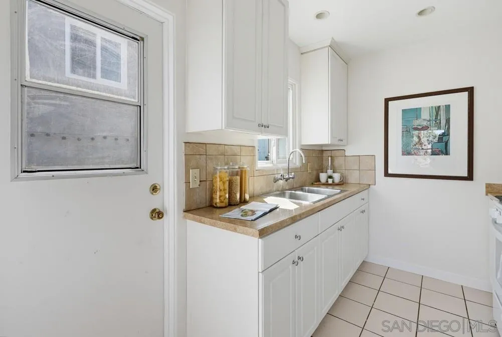 4733-35 Orchard Avenue, San Diego, CA 92107, photo 12