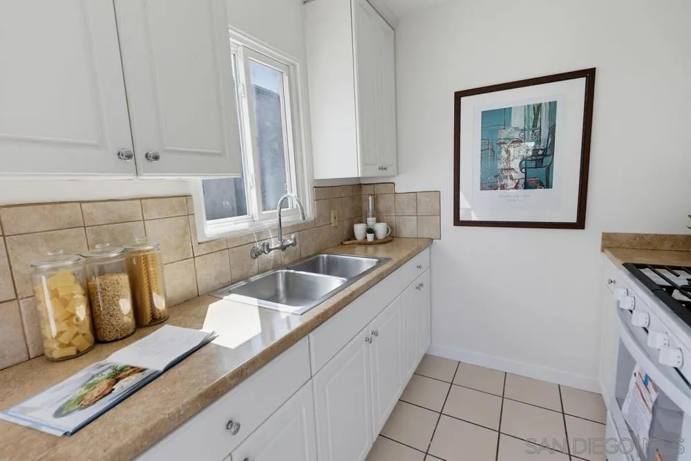 4733-35 Orchard Avenue, San Diego, CA 92107, photo 18