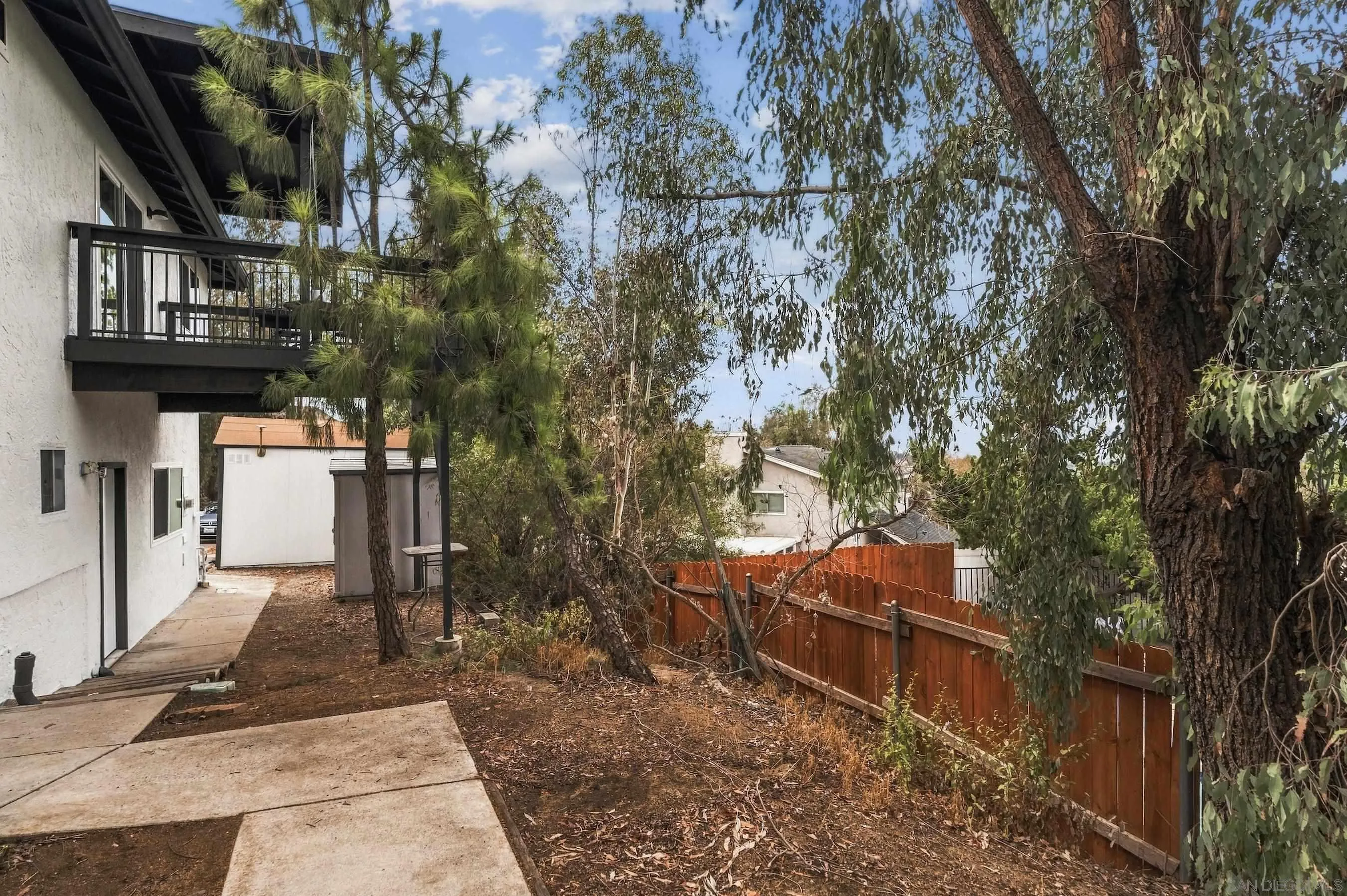 https://cdn.realtyfeed.com/cdn/127/260023757/8a1913b55ed475207b2837d946cccbbb.webp