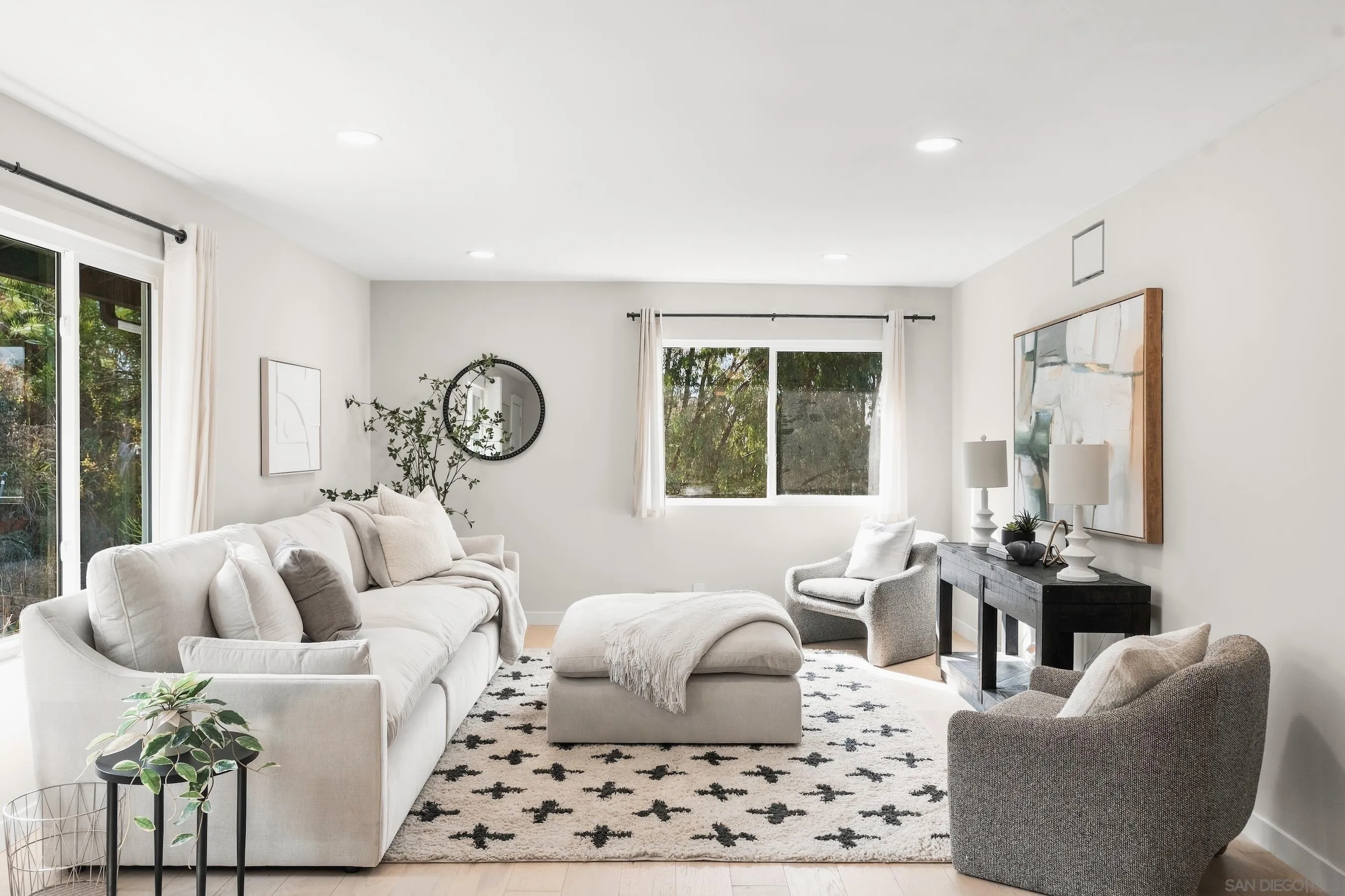 https://cdn.realtyfeed.com/cdn/127/260023757/a1be59092584f12c912592896a8bb6e8.webp