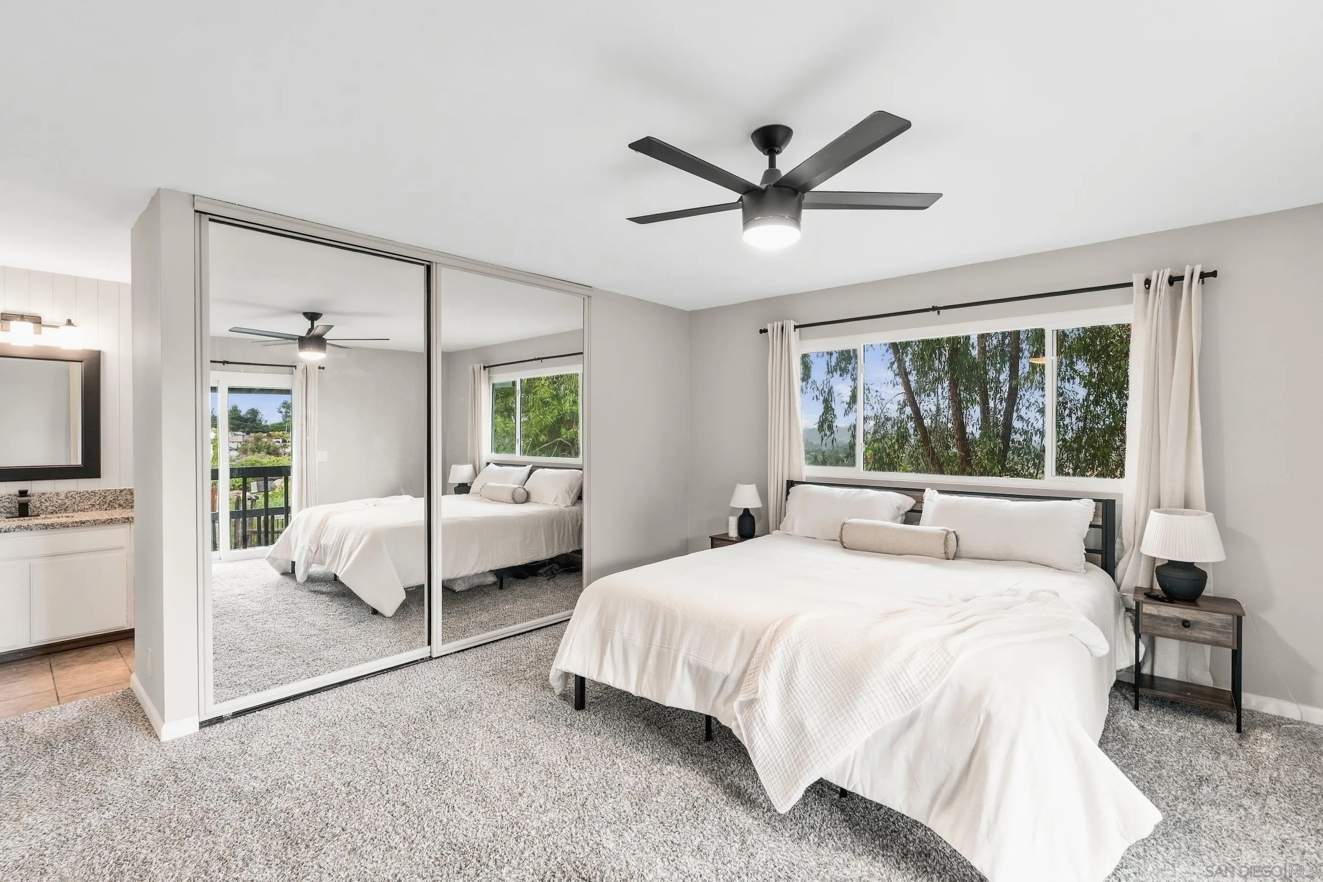 https://cdn.realtyfeed.com/cdn/127/260023757/d03a3cdeed6ad3d676f6289cbccd4da8.webp