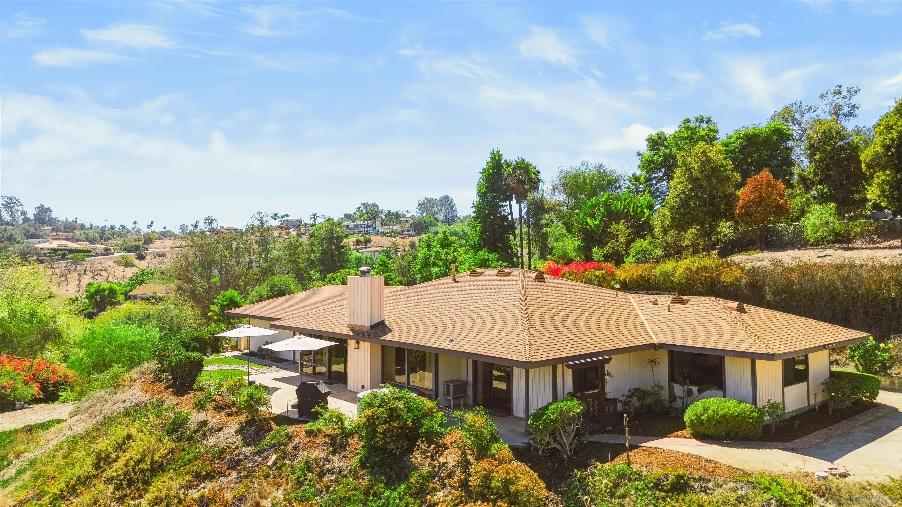 https://cdn.realtyfeed.com/cdn/127/260023760/f0e34989119d65b7810bb35d23164741.webp