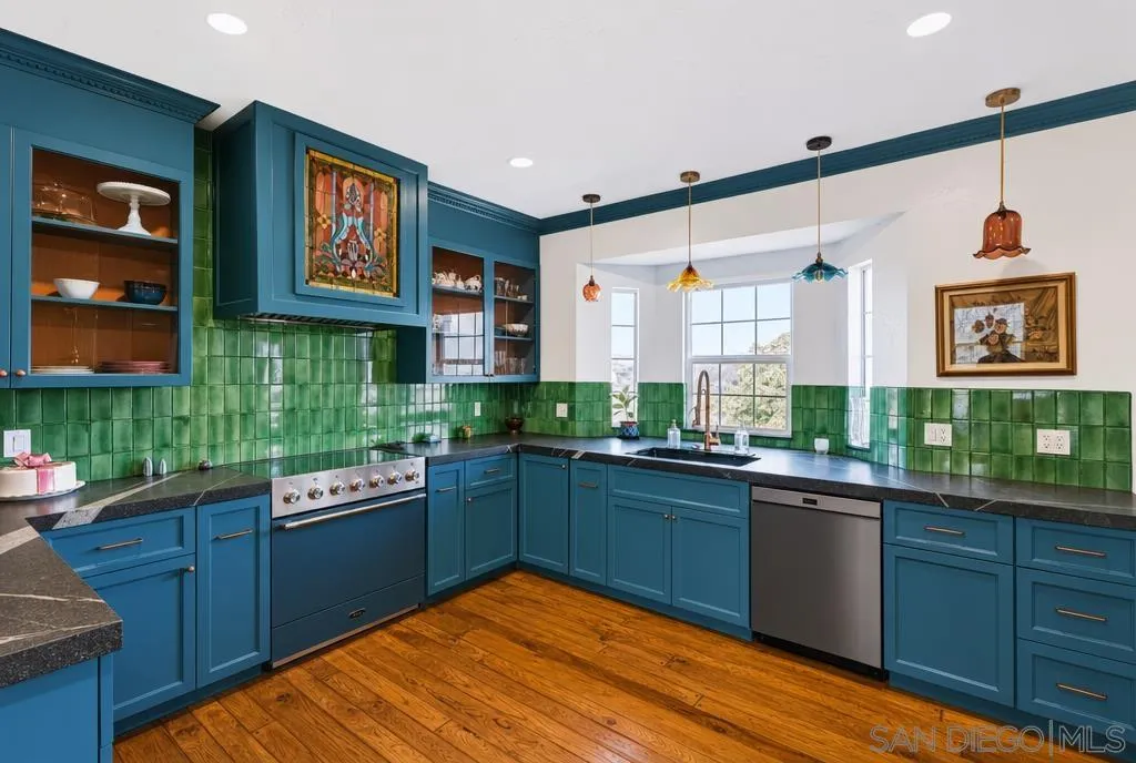 https://cdn.realtyfeed.com/cdn/127/260023761/0eadff43c9e0464d466c07a10557d080.webp