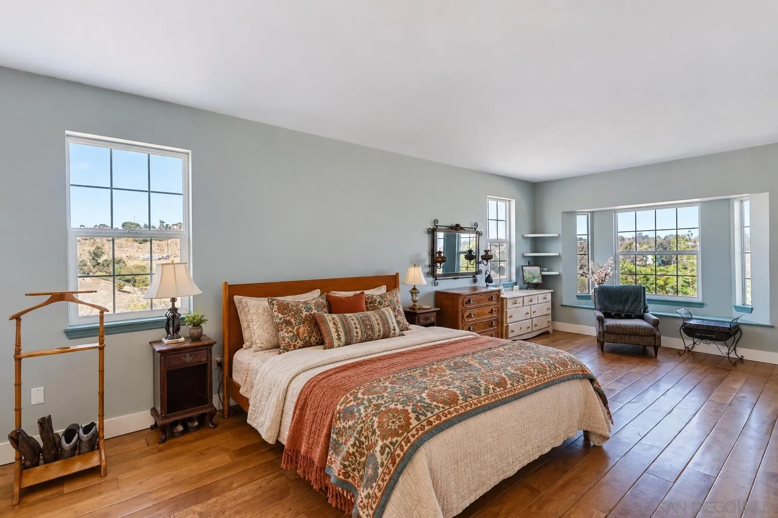 https://cdn.realtyfeed.com/cdn/127/260023761/76b31391f5cc3656d8f7be51df5d8921.webp