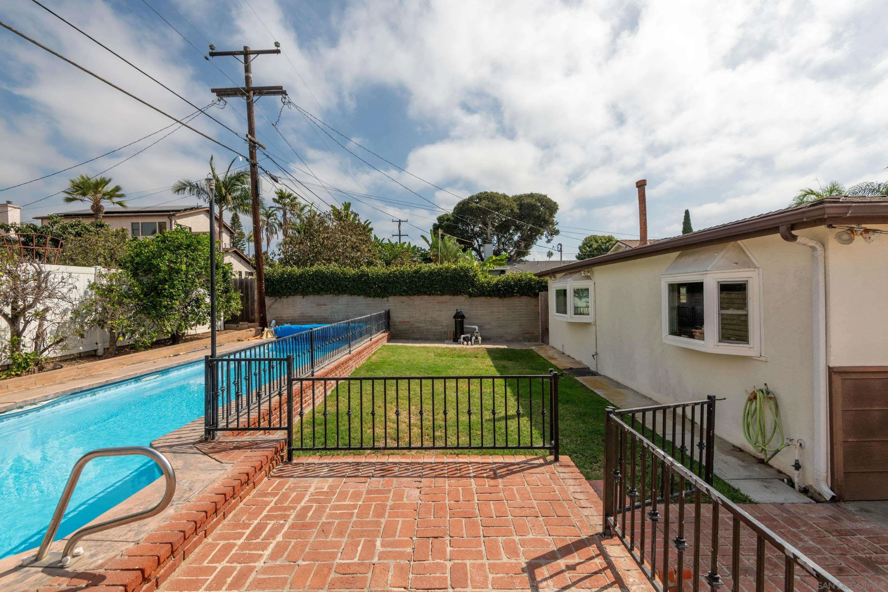 https://cdn.realtyfeed.com/cdn/127/260023762/5c4f25dce94c29fac539559b5281f07a.webp