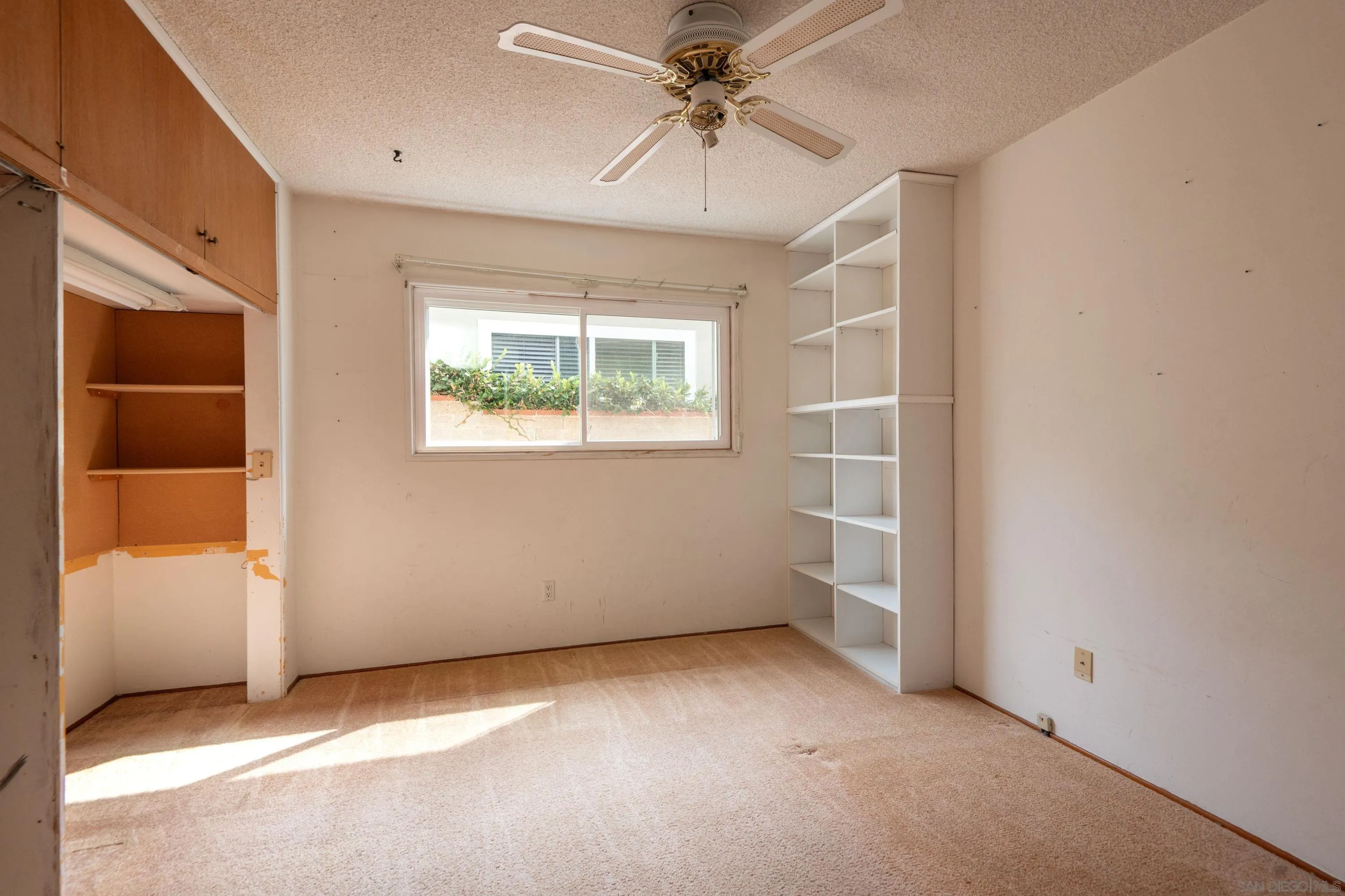 https://cdn.realtyfeed.com/cdn/127/260023762/7945cdb76db6f97b99219065f0c19bce.webp