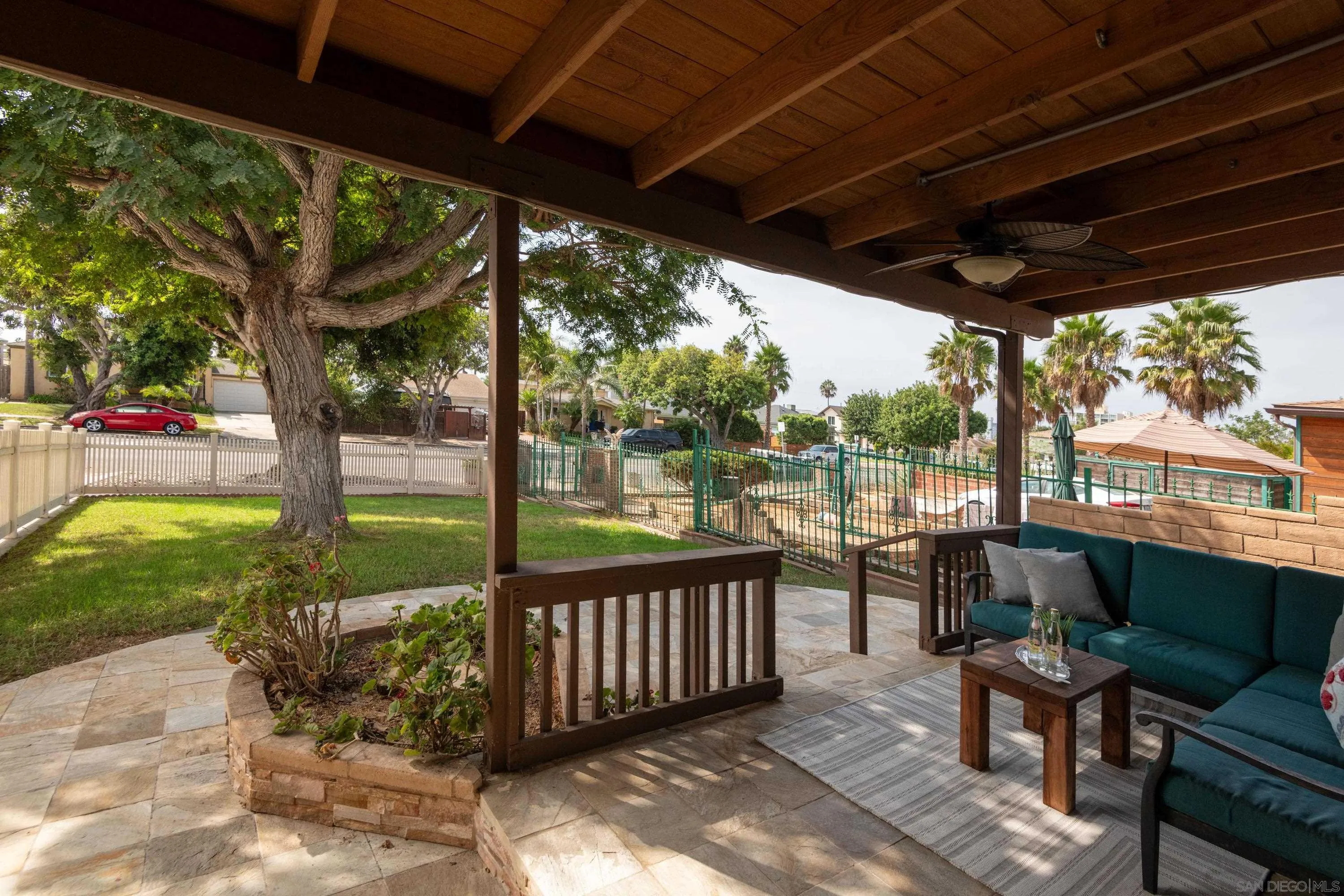 https://cdn.realtyfeed.com/cdn/127/260023762/89b75ddc1cfebb734c46d5c79f55ff61.webp