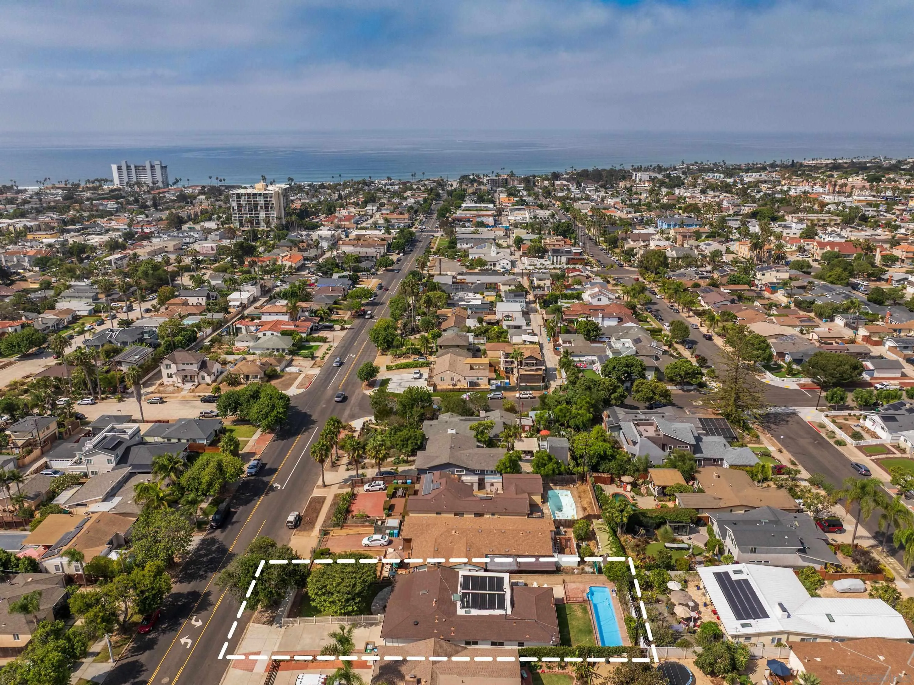 https://cdn.realtyfeed.com/cdn/127/260023762/d7e40ef068f15d3a13895d06ce36cdae.webp