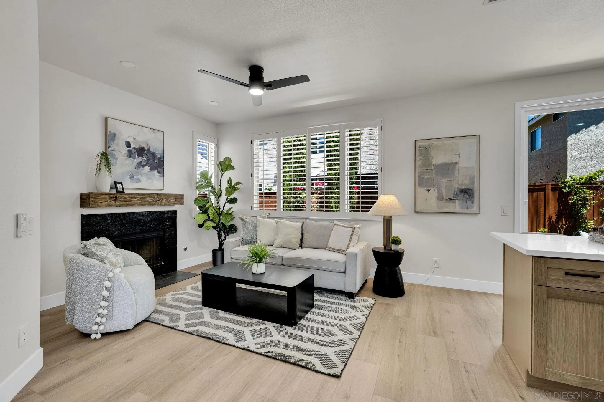 https://cdn.realtyfeed.com/cdn/127/260023772/8e55682d401d5de95356f9ea77136292.webp