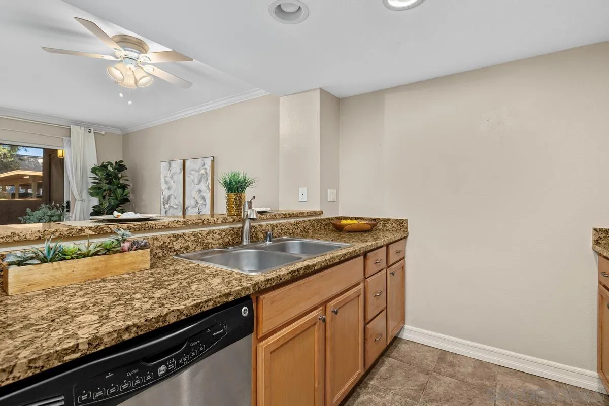 https://cdn.realtyfeed.com/cdn/127/260023783/14f3caa5eff16a3dfa66407df41ea045.webp