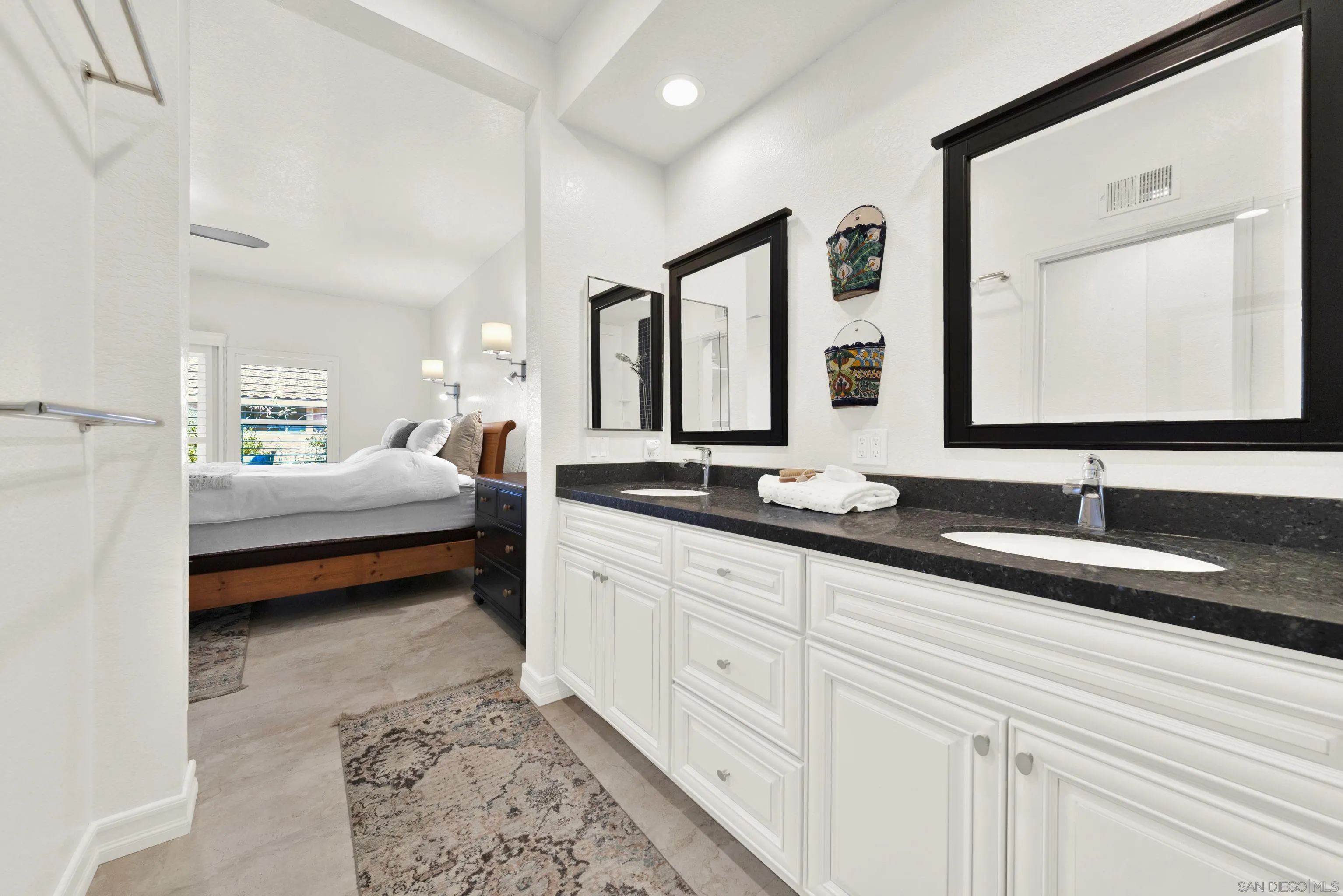 https://cdn.realtyfeed.com/cdn/127/260023787/00e7636f4374df677a1b2523ae9d2043.webp