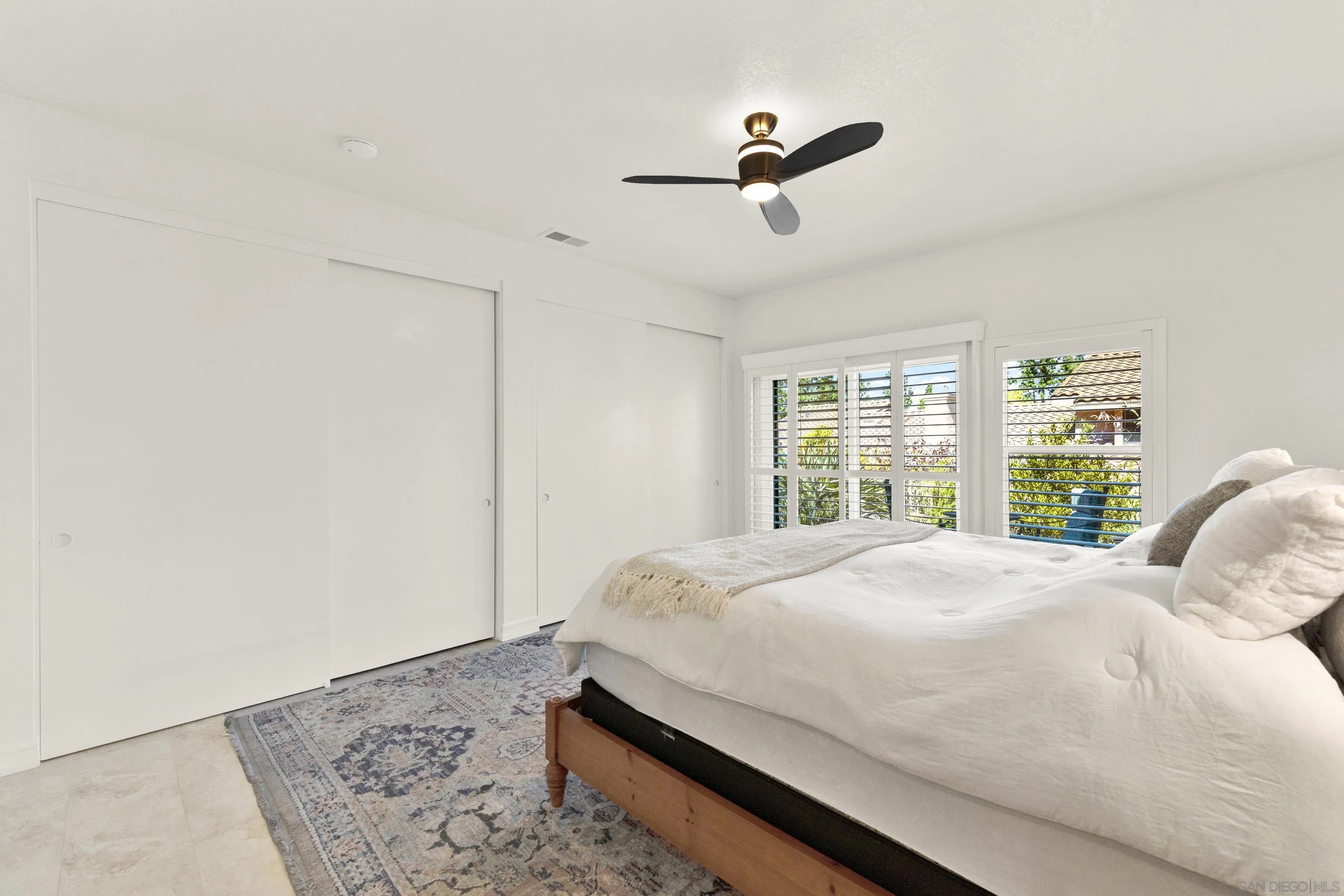 https://cdn.realtyfeed.com/cdn/127/260023787/08ef8cccb388c2d96d7097d00e080b7b.webp