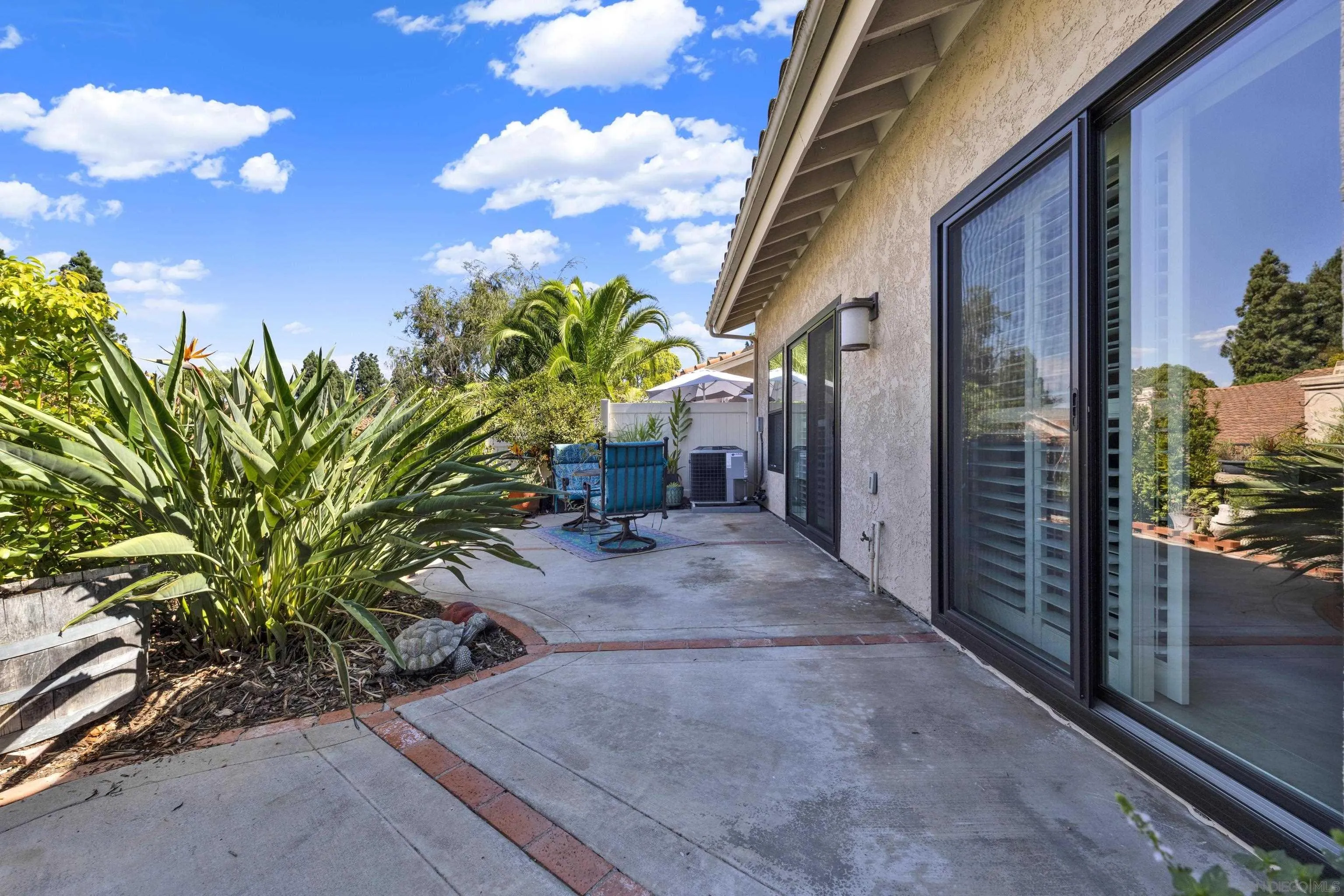 https://cdn.realtyfeed.com/cdn/127/260023787/2d10b32a709ab7ac22b6f67770865928.webp