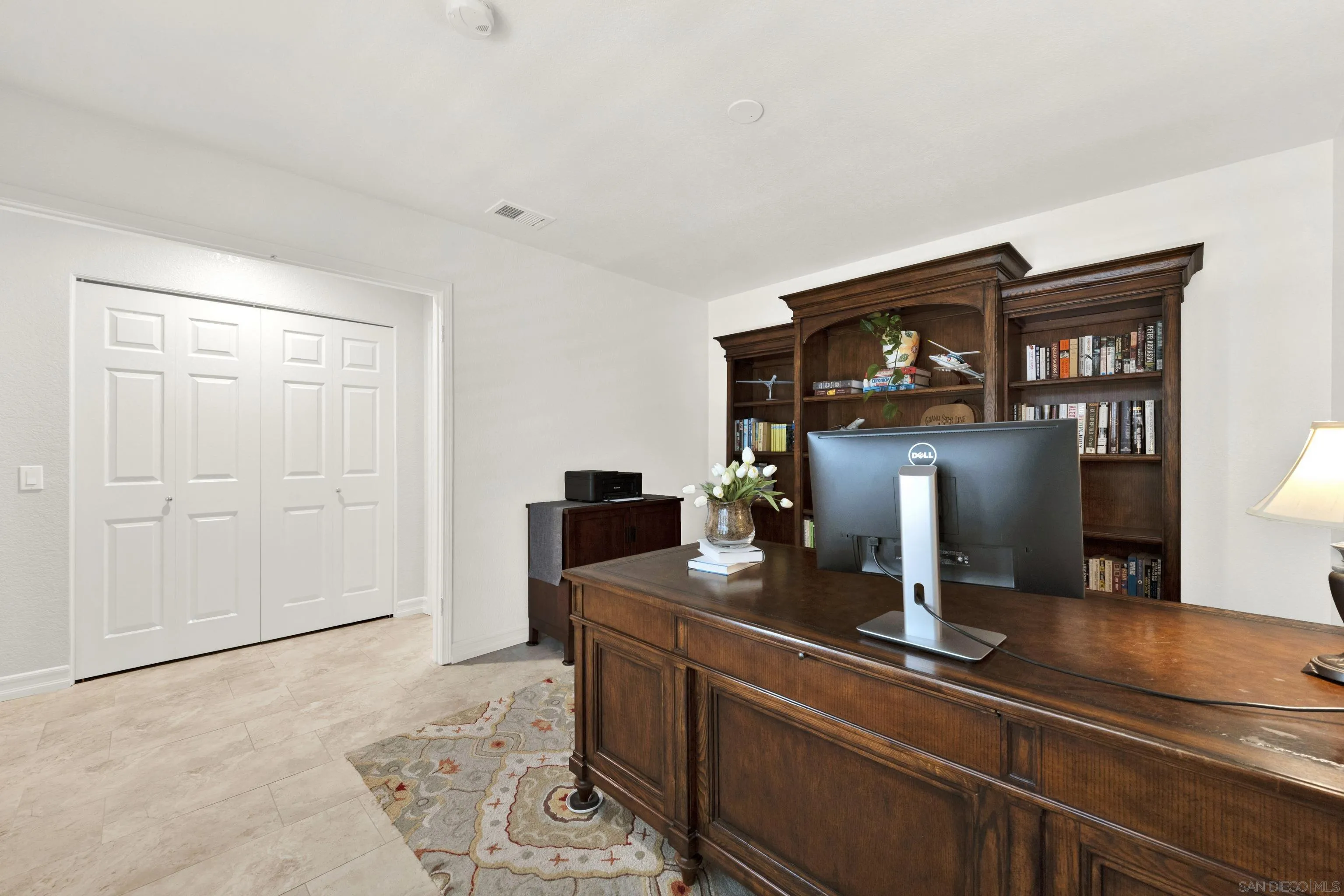 https://cdn.realtyfeed.com/cdn/127/260023787/584ae41150677e96e6da1a87eb2293ee.webp