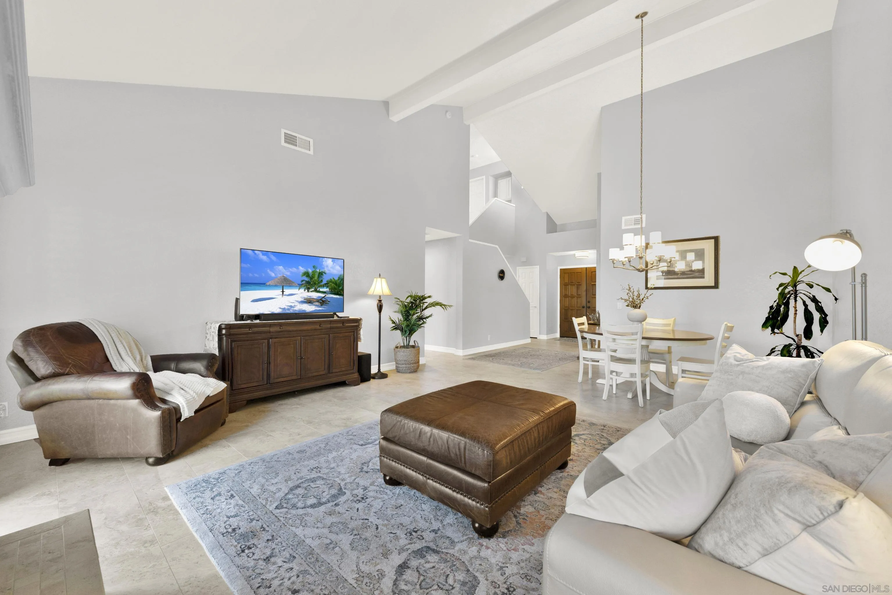 https://cdn.realtyfeed.com/cdn/127/260023787/72d8782eca3d5ea94e6a6a24546e687a.webp
