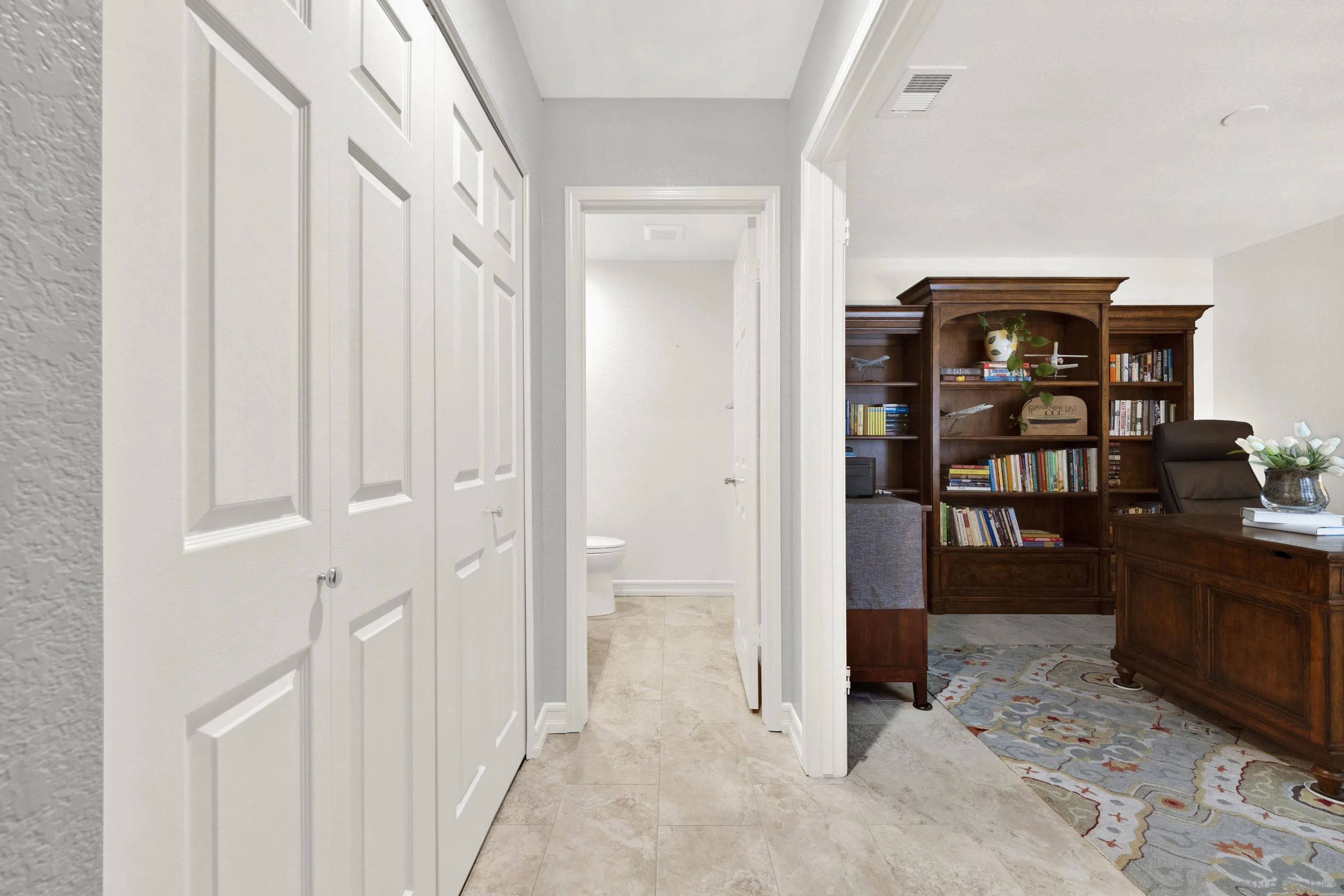 https://cdn.realtyfeed.com/cdn/127/260023787/8f46a5f637e3600d6f36a8cff1a945bb.webp