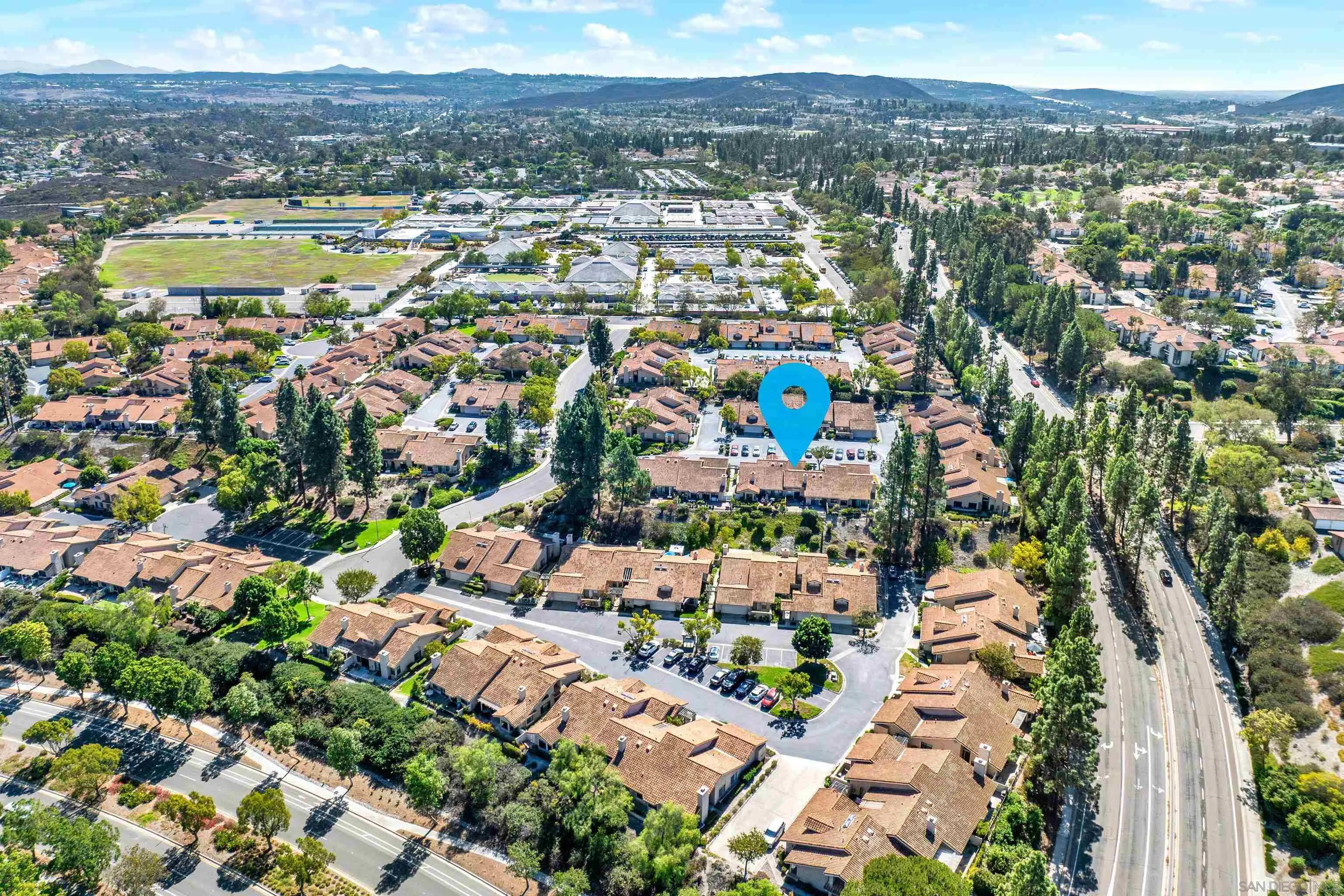 https://cdn.realtyfeed.com/cdn/127/260023787/a47d21c499a1b44aac0526180e790fca.webp