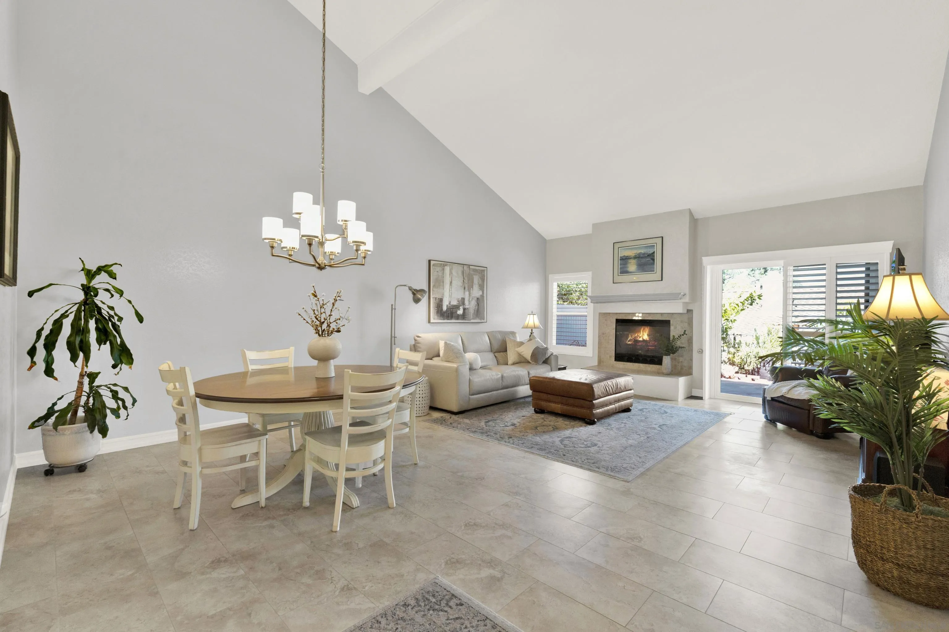 https://cdn.realtyfeed.com/cdn/127/260023787/b733d02d8b46686c9704318f1c88c256.webp