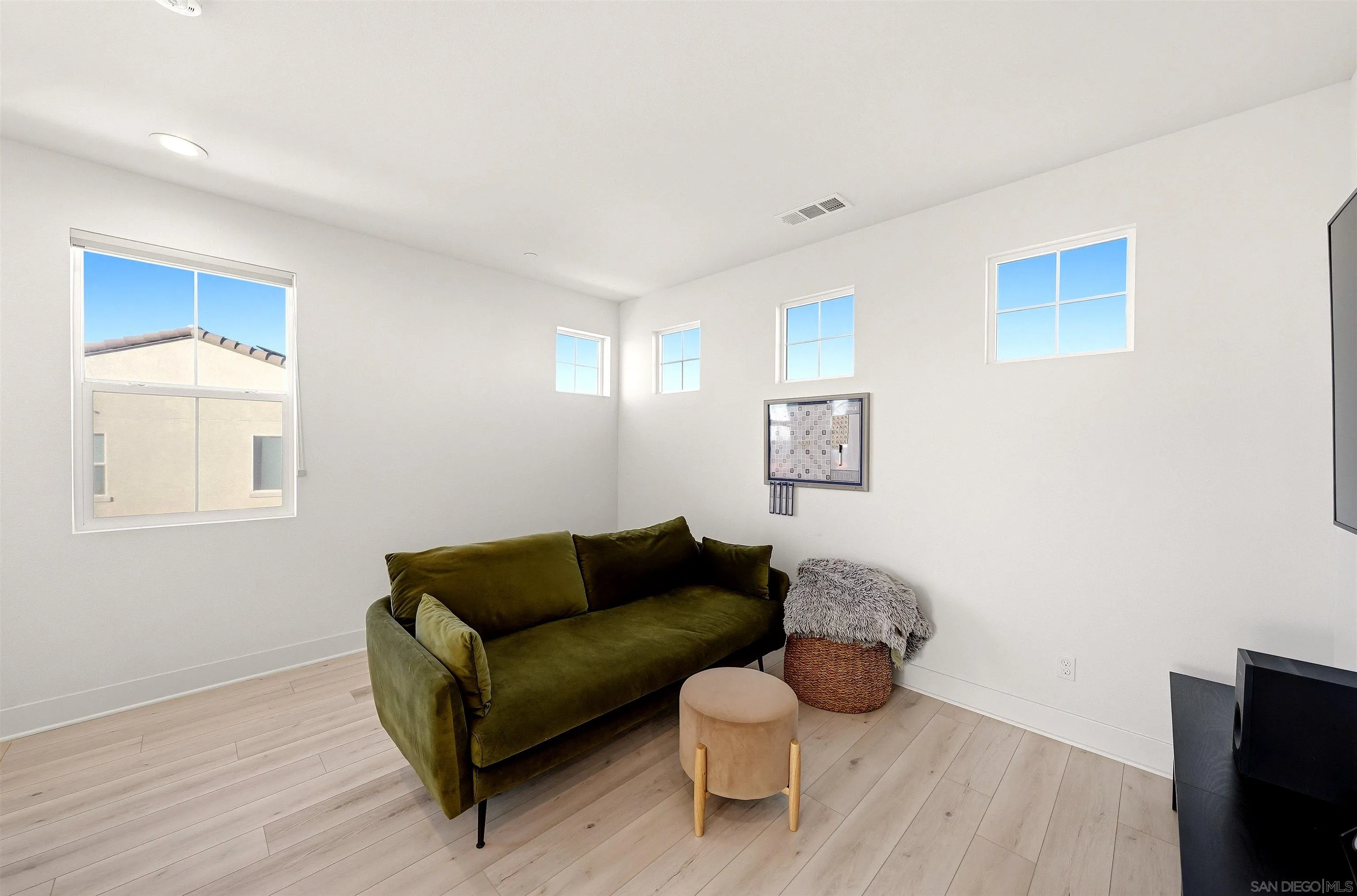 https://cdn.realtyfeed.com/cdn/127/260023789/20a3ed39de5477f461974aeeaf053ce4.webp