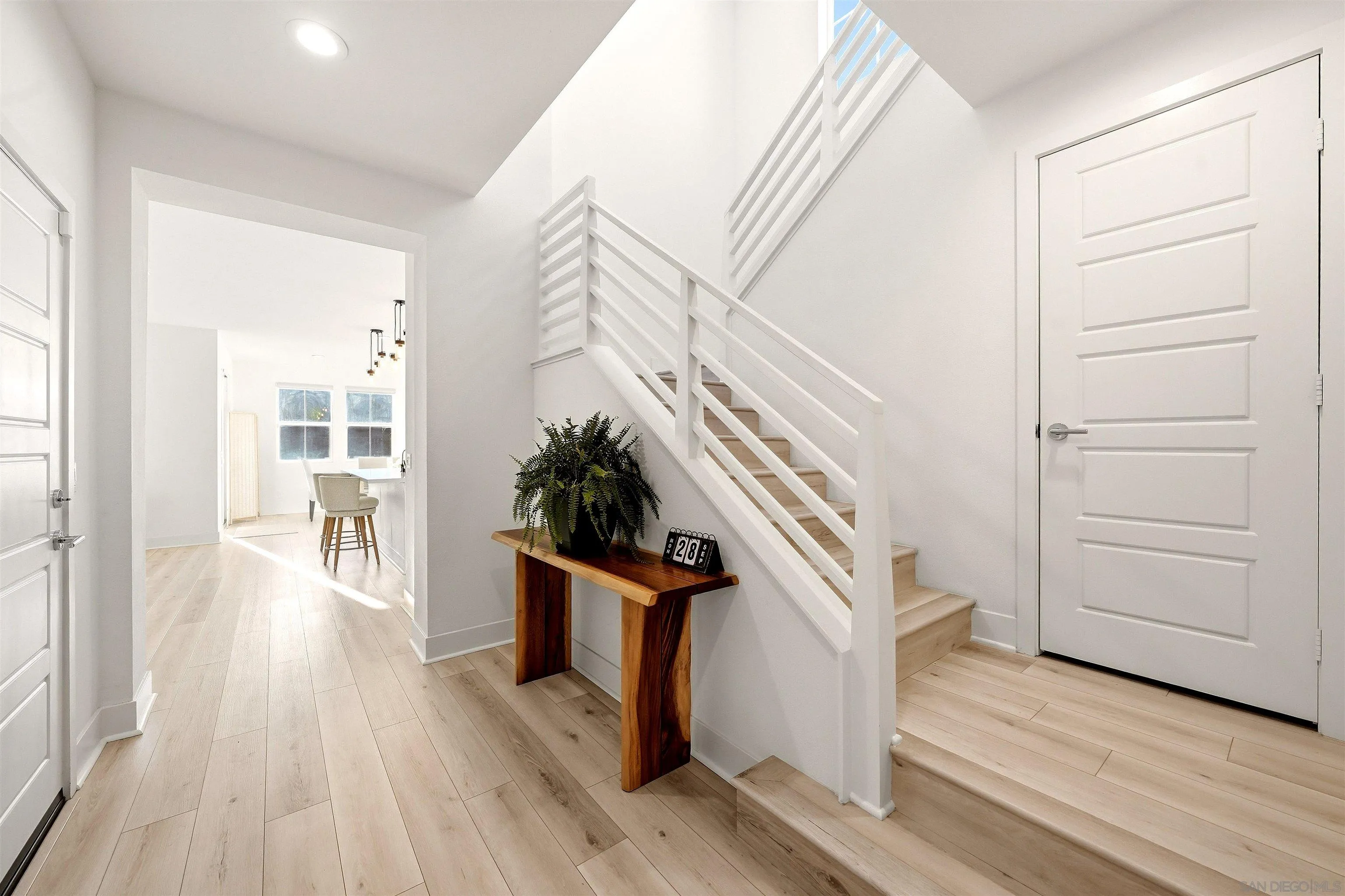 https://cdn.realtyfeed.com/cdn/127/260023789/a0e2117a7f91eaf14dc27a20352a7400.webp