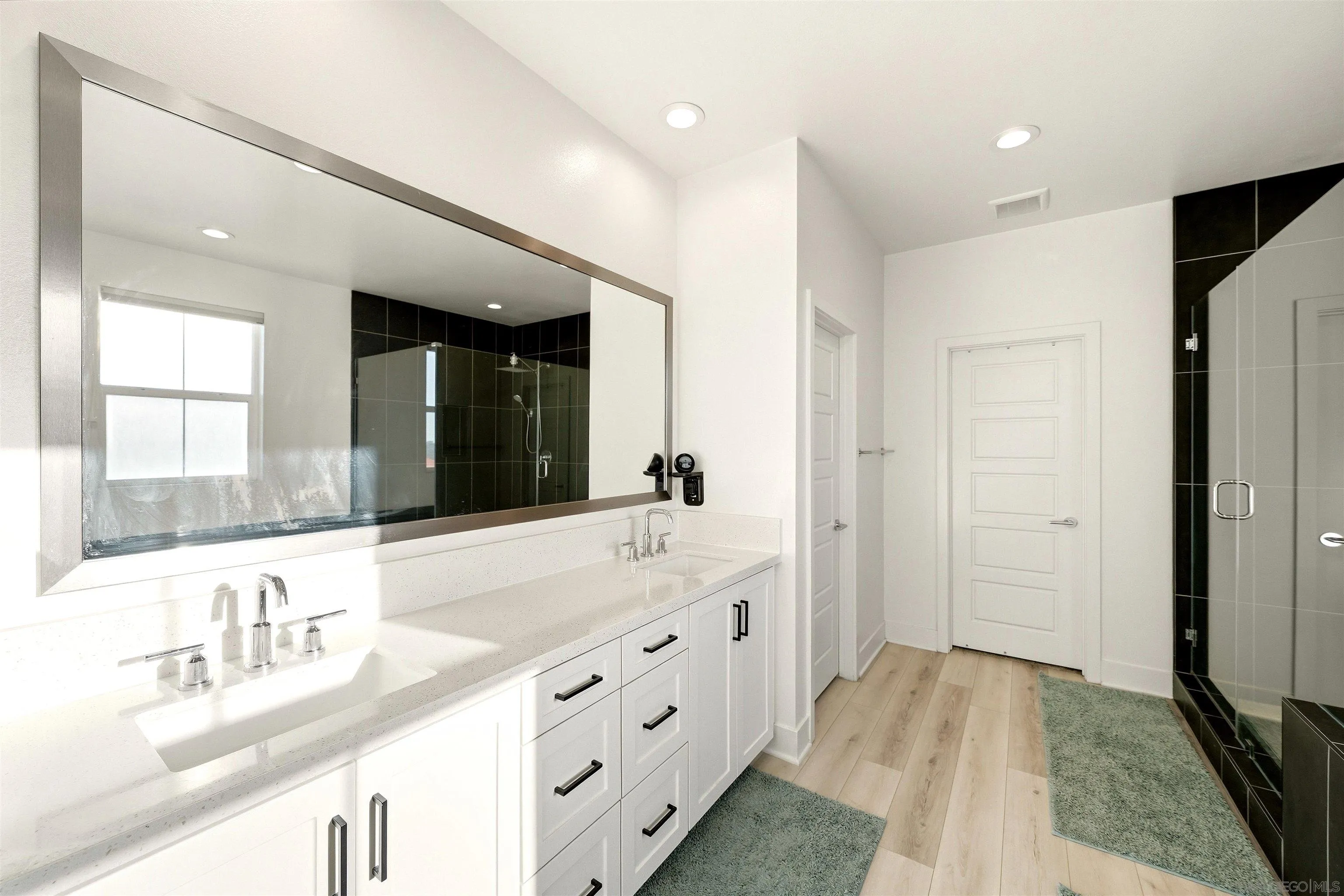 https://cdn.realtyfeed.com/cdn/127/260023789/c72691c5eca05d1312f63bb2b8eba81f.webp
