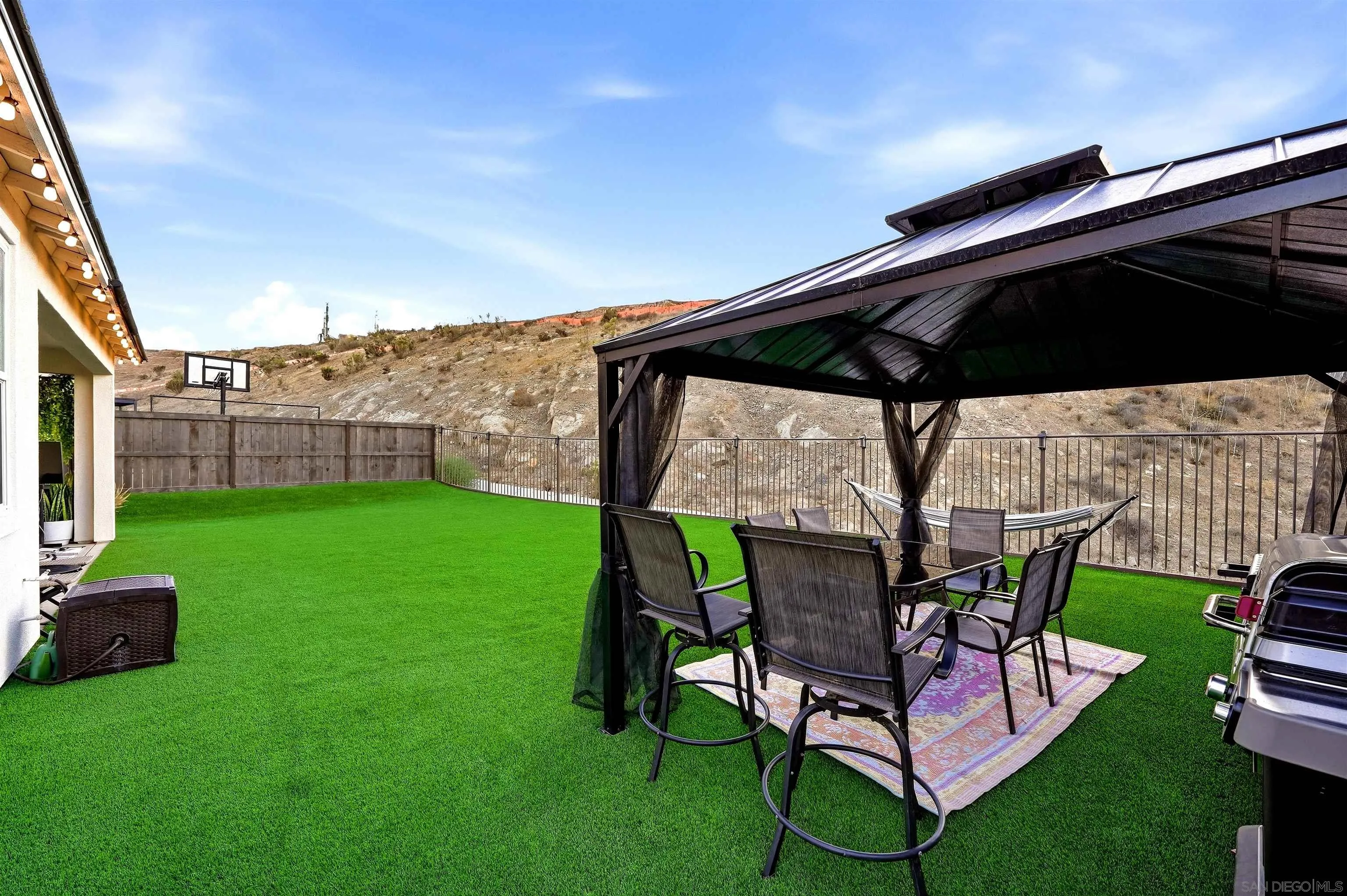 https://cdn.realtyfeed.com/cdn/127/260023789/d048a673b783bd42ab44659c85b57283.webp