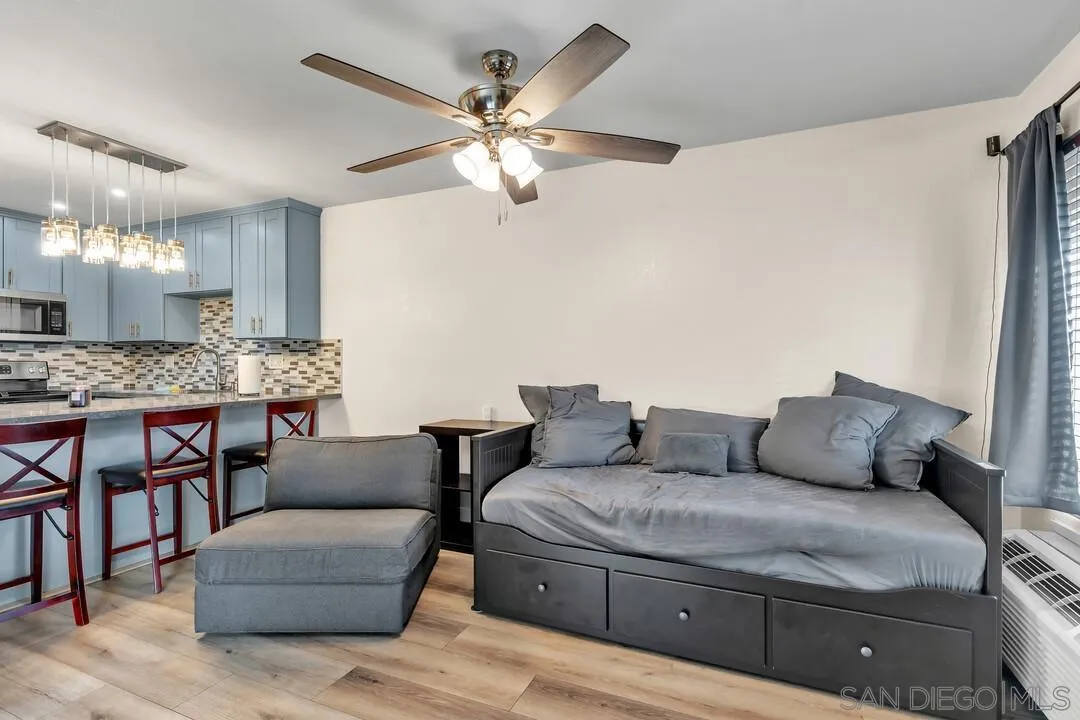 https://cdn.realtyfeed.com/cdn/127/260023791/4ce47c74bda6326db1d44710f7c46cba.webp
