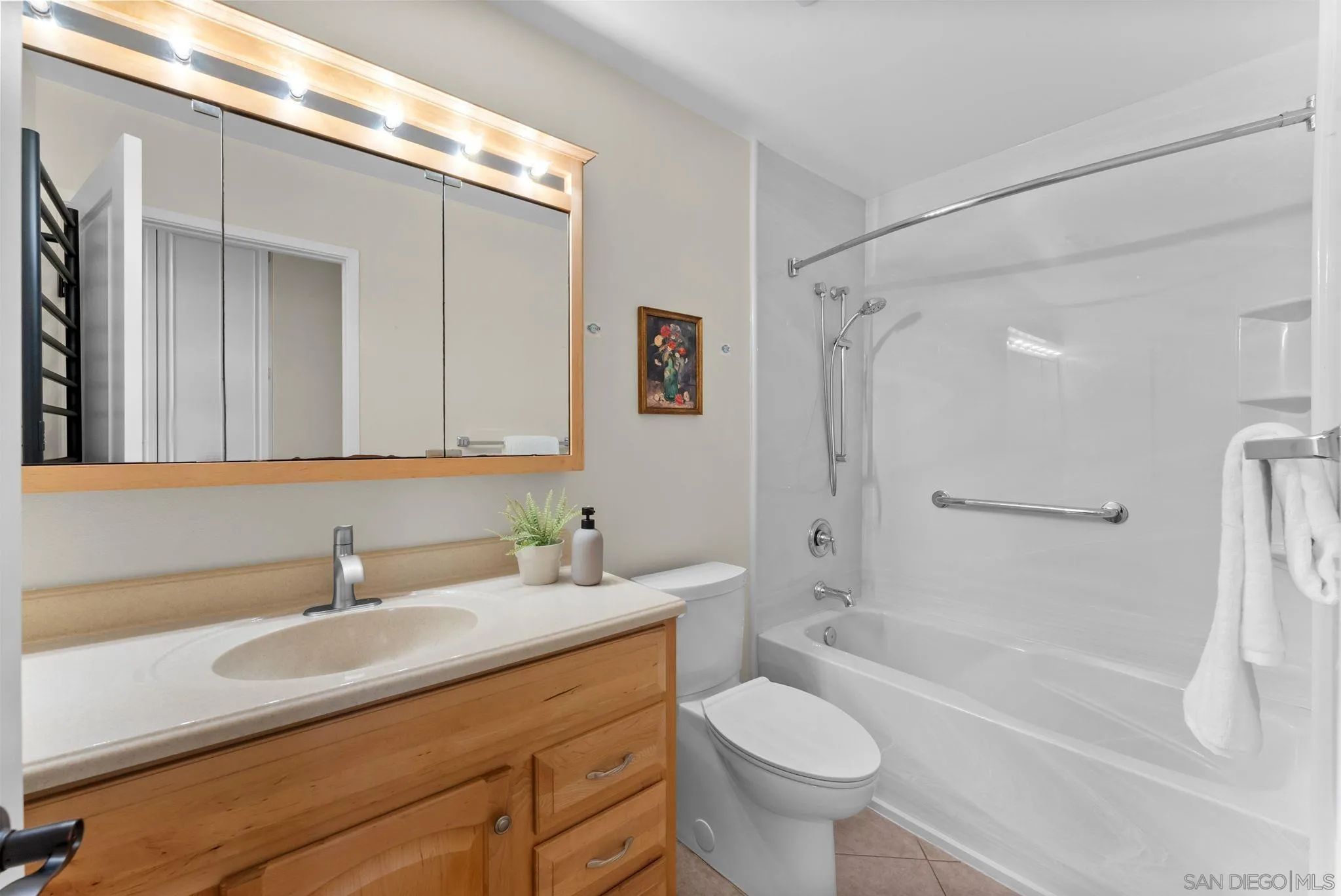 https://cdn.realtyfeed.com/cdn/127/260023795/871dcfd2da7a0b875757af48baac4657.webp