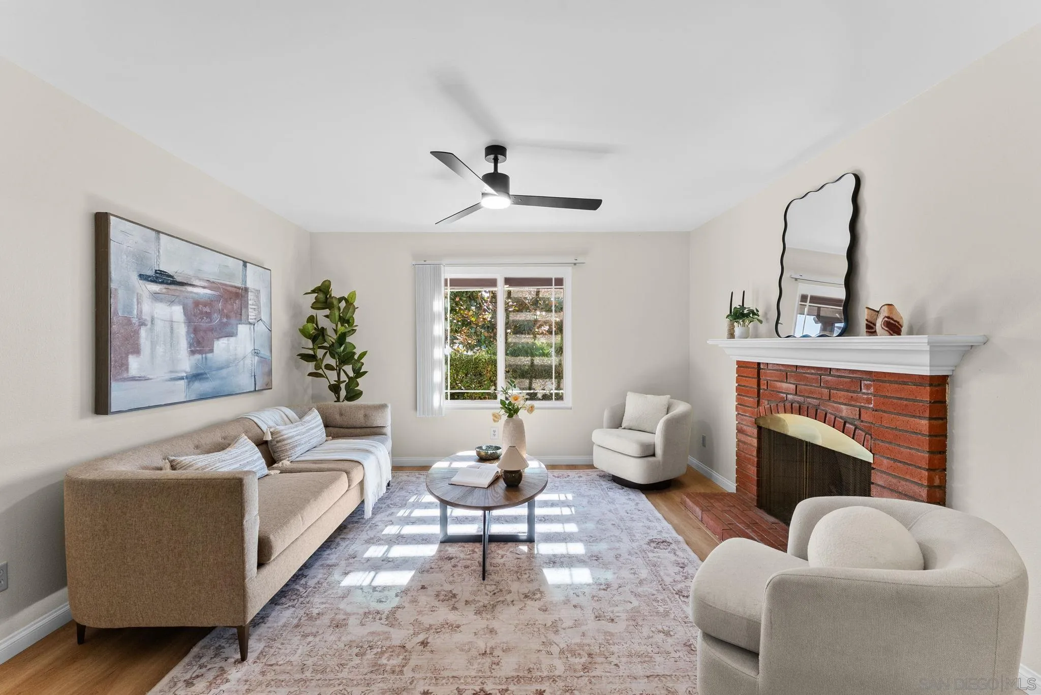 https://cdn.realtyfeed.com/cdn/127/260023795/e236c6e03d569d9132152c356022d37d.webp
