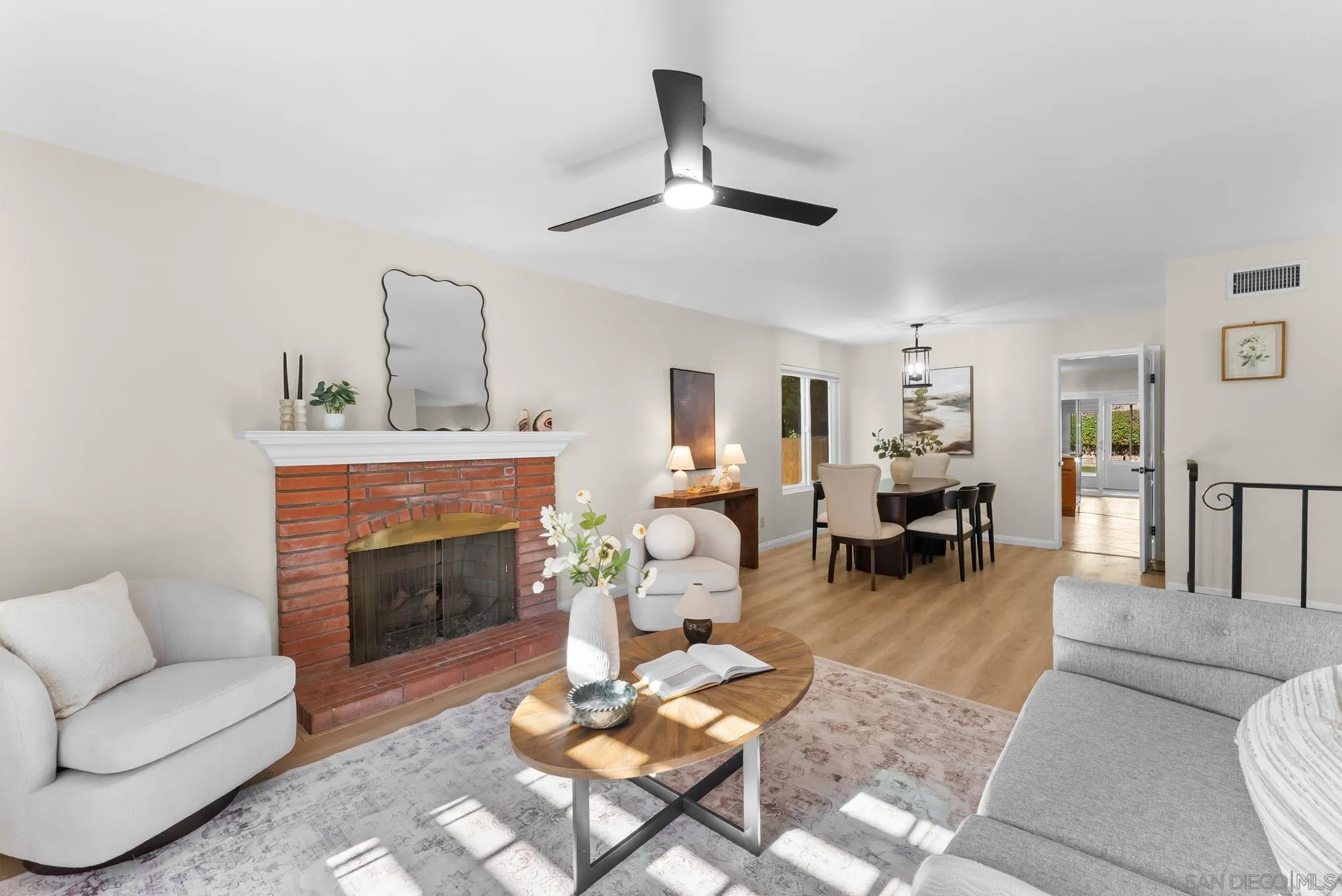 https://cdn.realtyfeed.com/cdn/127/260023795/e466ed2e2f3039a1489f71a71fc2a5da.webp