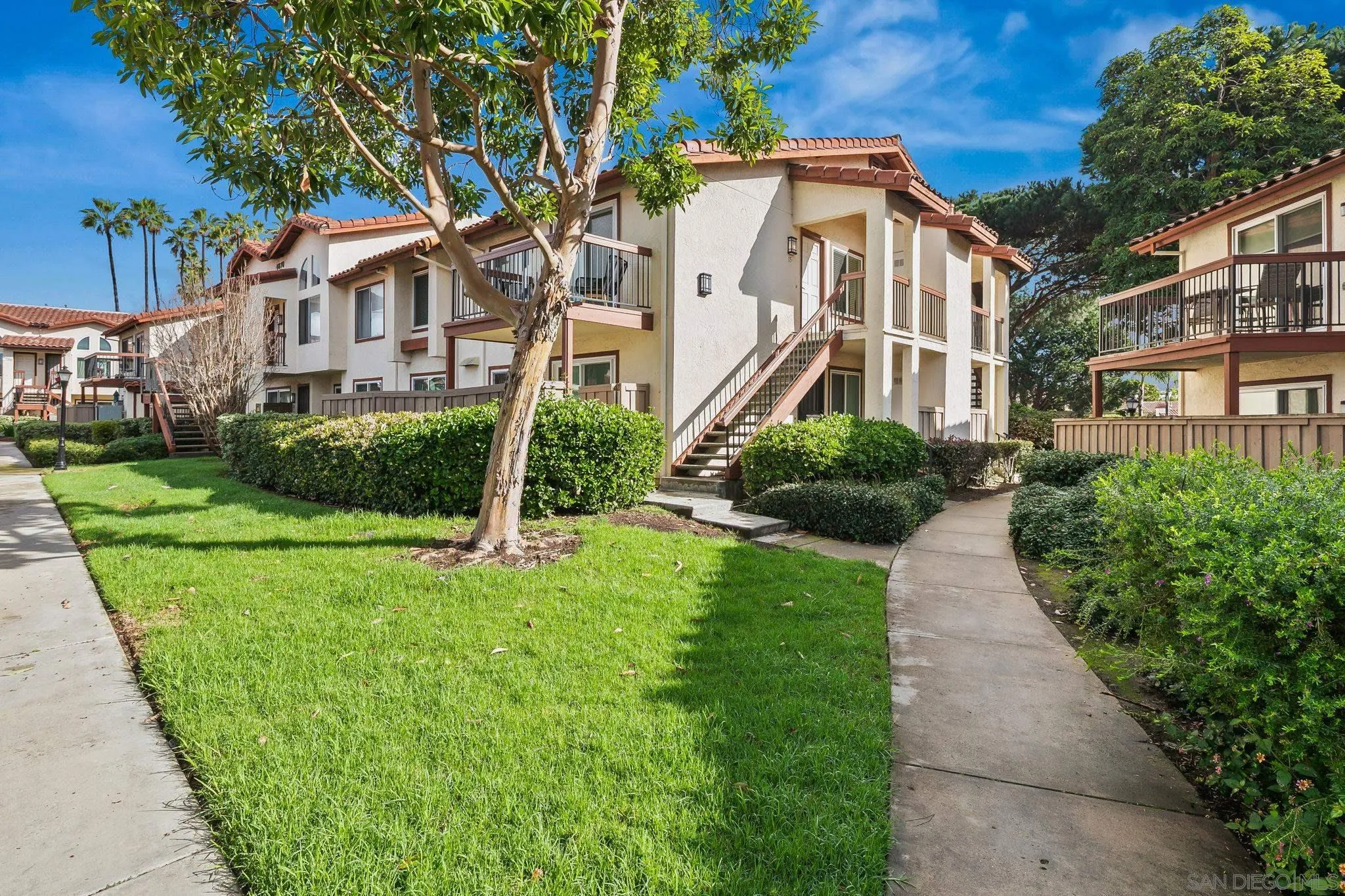 Photo #2: 2600238 Listing: Photo #2