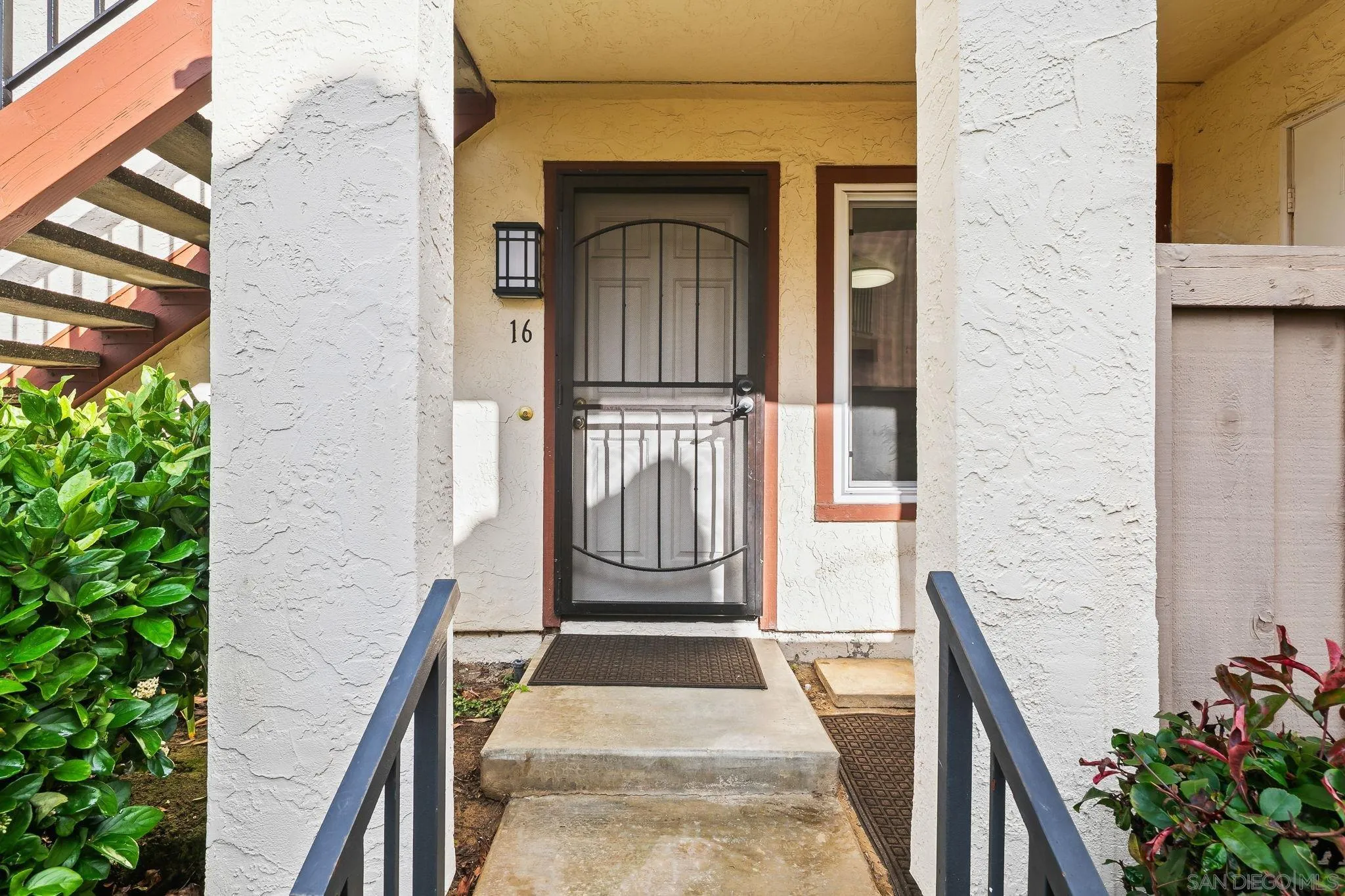 <p>Sold Homes</p>
