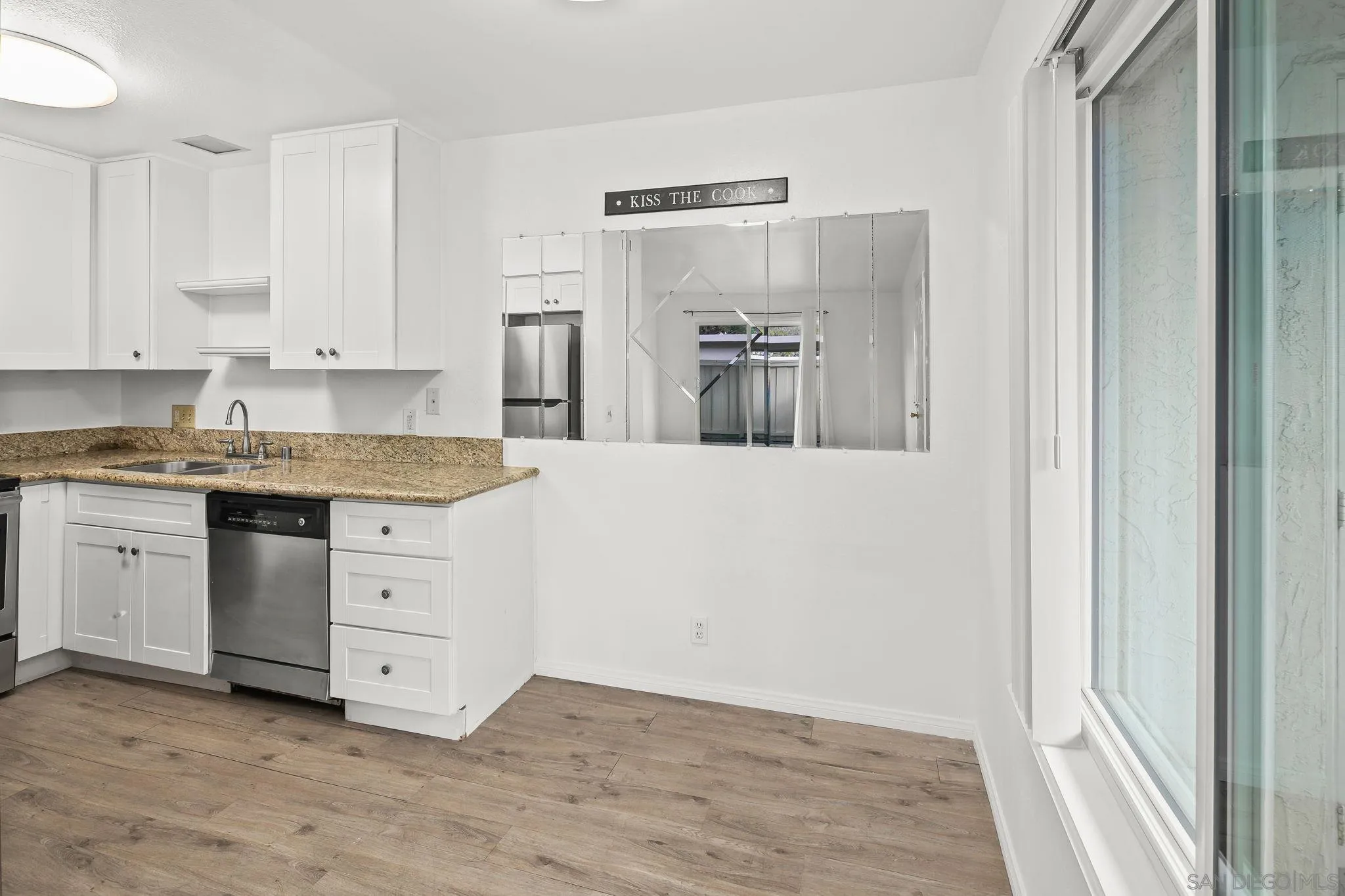 Photo #4: 2600238 Listing: Photo #4