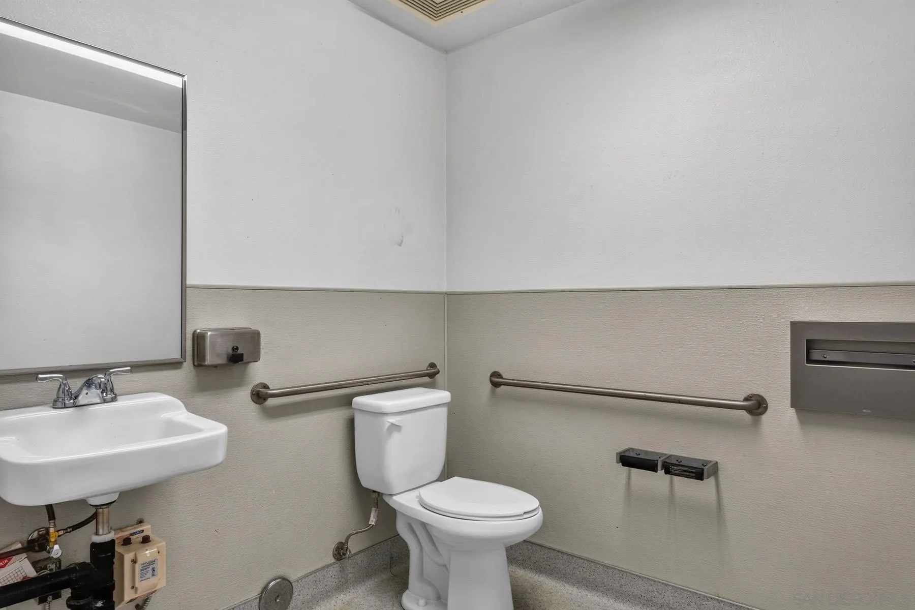 8580 Avenida de la Fuente Suite F, San Diego, CA 92154, photo 10