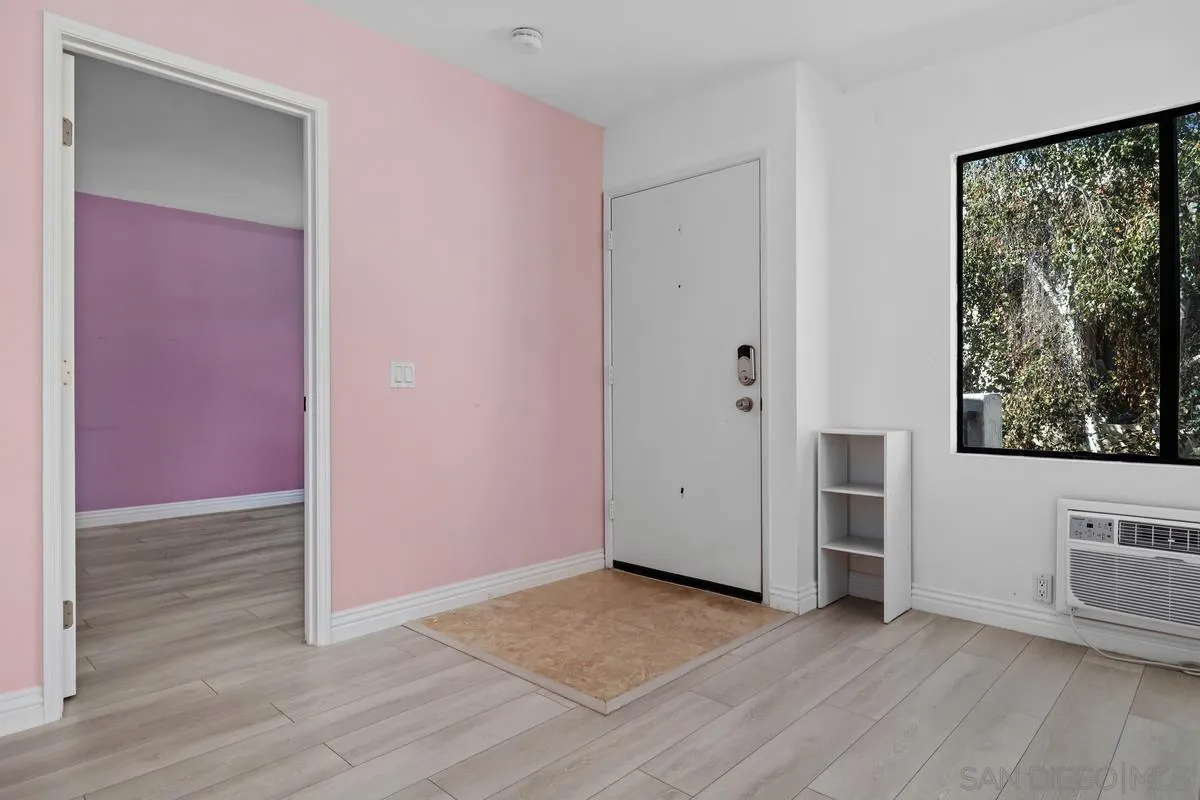 https://cdn.realtyfeed.com/cdn/127/260023808/212f2e6f6ae6fb45db04215ab2101b21.webp