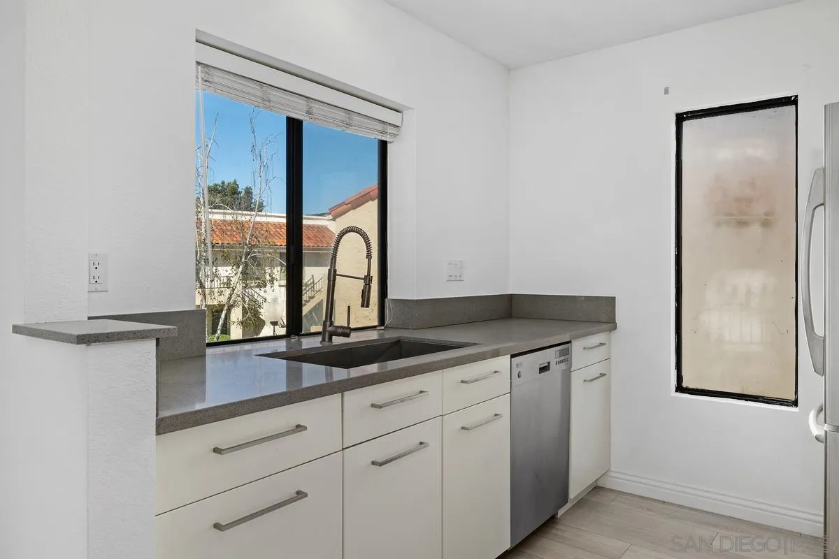https://cdn.realtyfeed.com/cdn/127/260023808/a2b7d98d255ffcde67cebbc2682275c6.webp