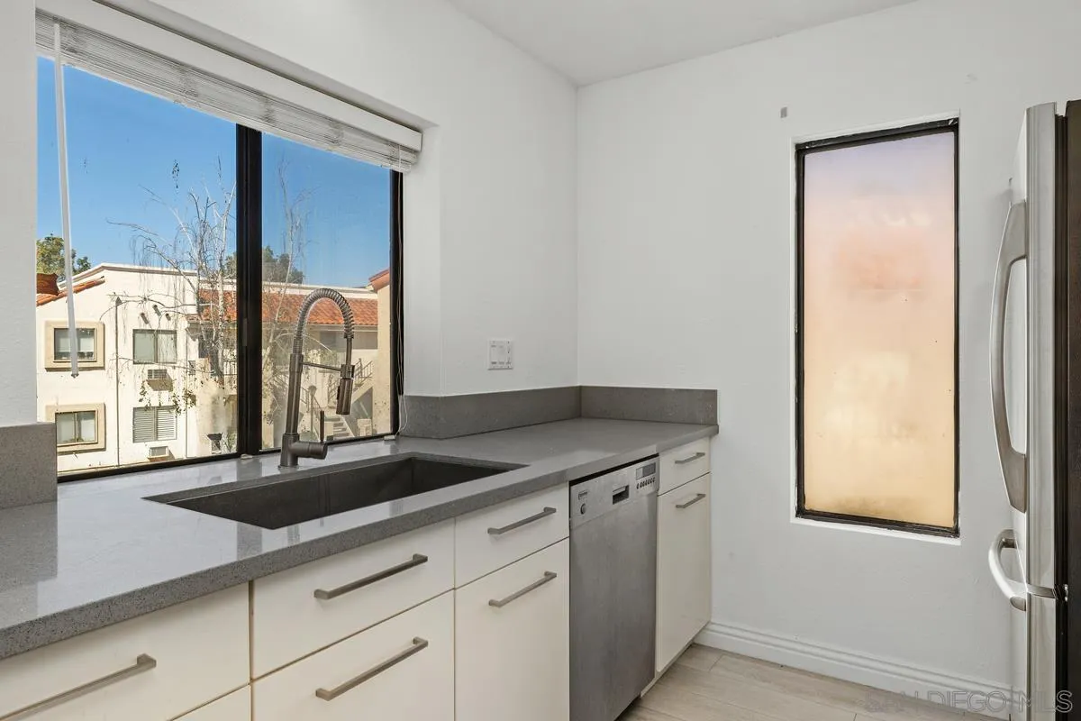 https://cdn.realtyfeed.com/cdn/127/260023808/f70b1b4789736800dd9ad998a7dd1176.webp