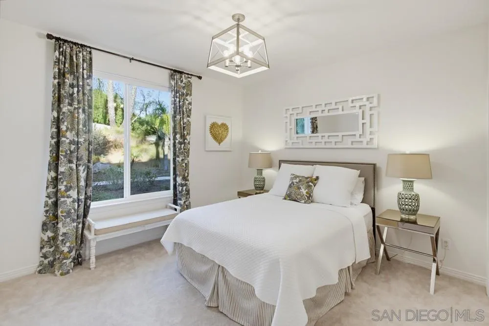 https://cdn.realtyfeed.com/cdn/127/260023811/137f66aec569291382fa6e0261afe67f.webp