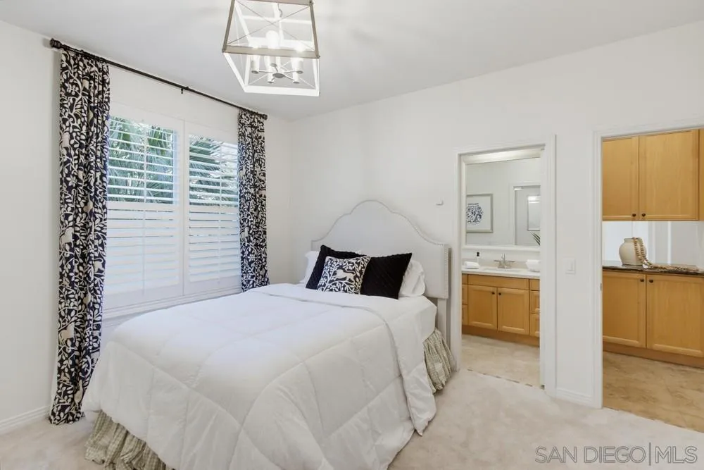 https://cdn.realtyfeed.com/cdn/127/260023811/2b4ad4dffd0e01964e1c730578771be9.webp