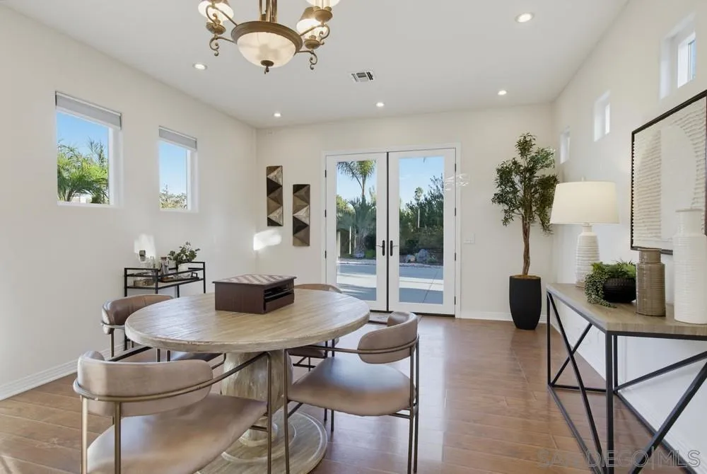 https://cdn.realtyfeed.com/cdn/127/260023811/42074722704a6bf8fad43ed45291f8dc.webp