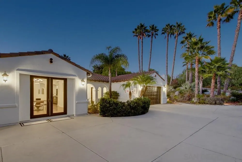 https://cdn.realtyfeed.com/cdn/127/260023811/716985810bd521288ac25ff407c86de5.webp