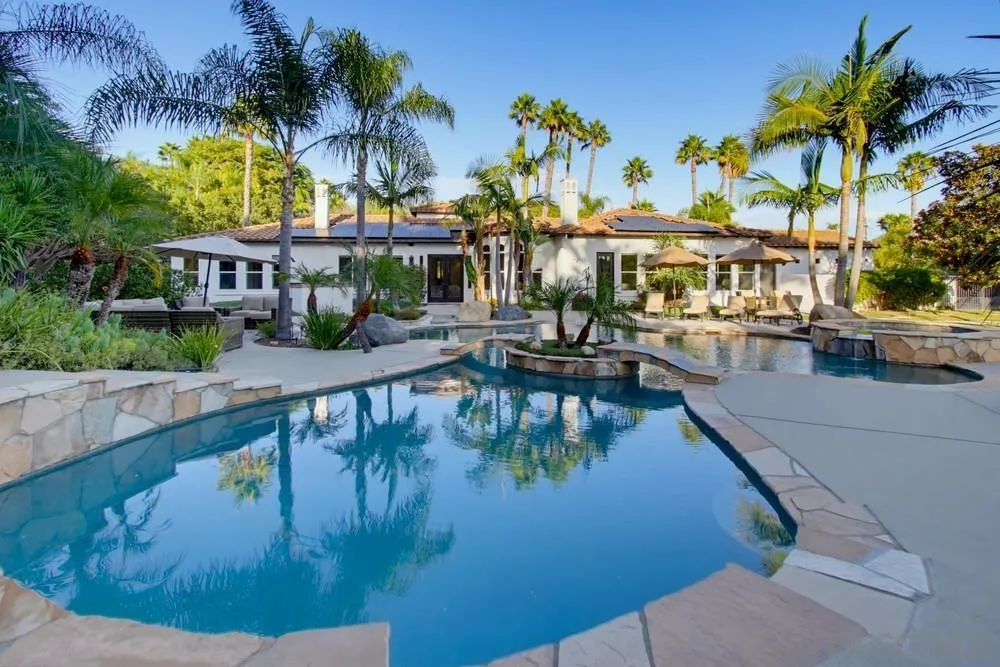 https://cdn.realtyfeed.com/cdn/127/260023811/8078fd5004d48a55674aae1e4a992638.webp