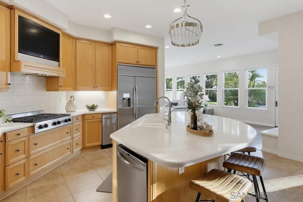 https://cdn.realtyfeed.com/cdn/127/260023811/9ac0240d5095a5514ac0a7b73a26546d.webp
