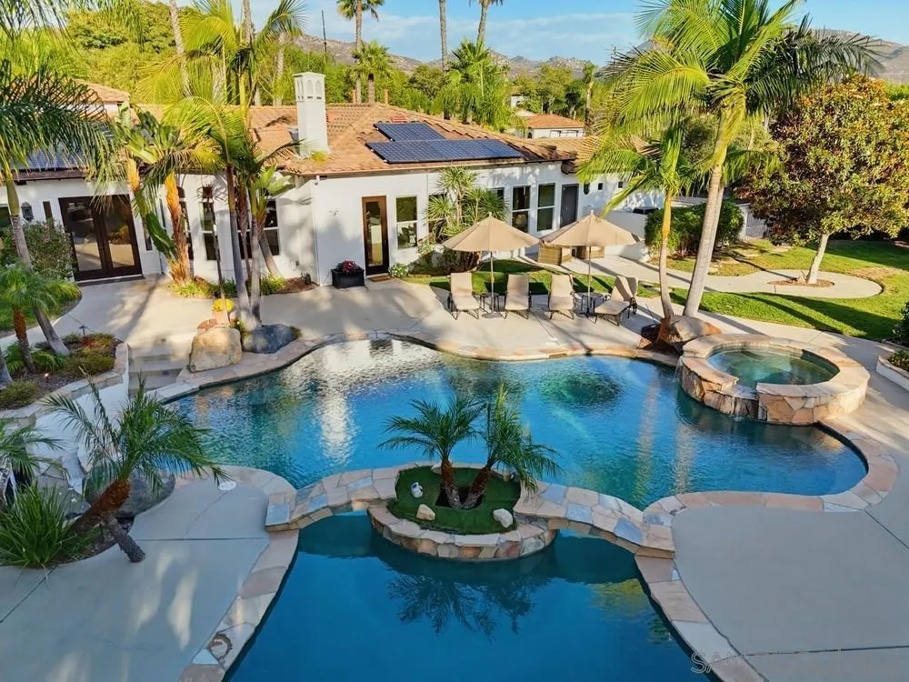 https://cdn.realtyfeed.com/cdn/127/260023811/bbe014ebeee654890224be4758904894.webp