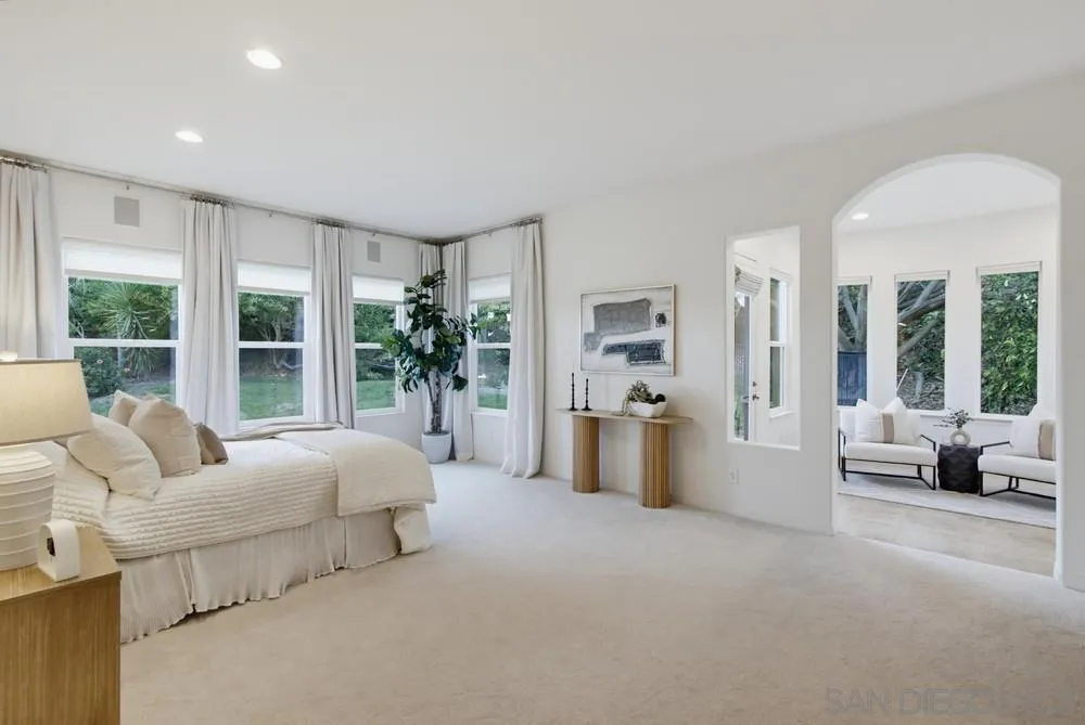 https://cdn.realtyfeed.com/cdn/127/260023811/d56227c234c1b31139cfacfec1685a82.webp