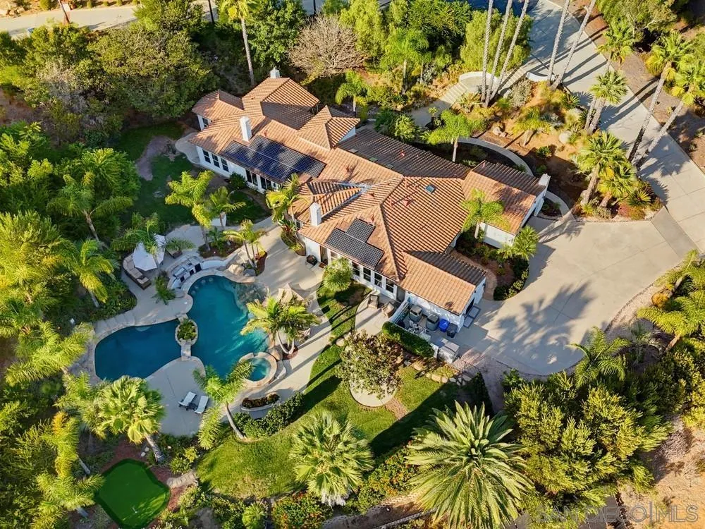 https://cdn.realtyfeed.com/cdn/127/260023811/dee26af477598d4b027abec766bbc21d.webp