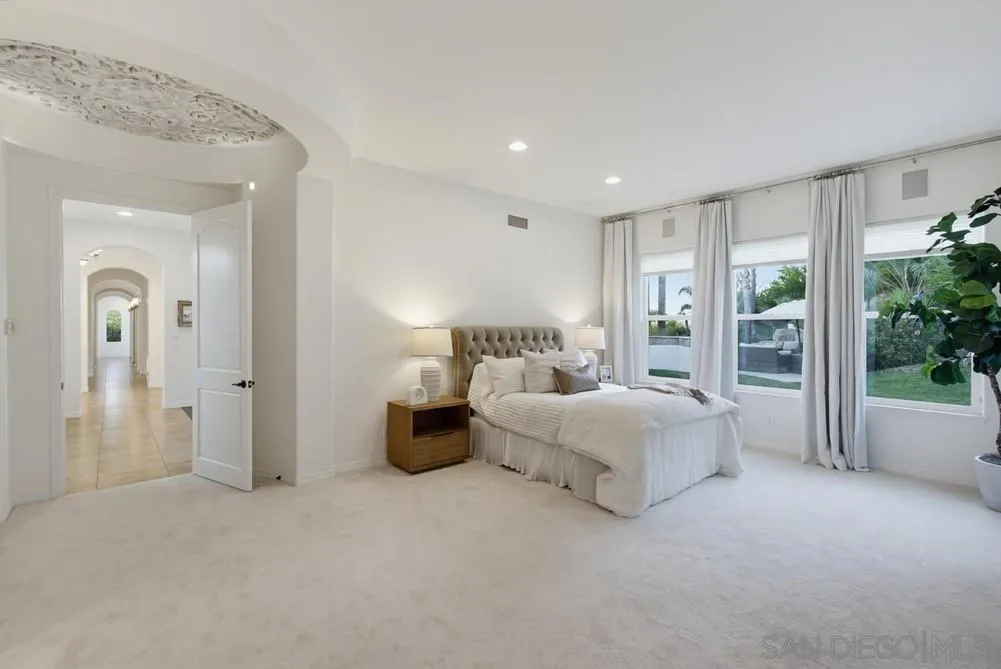 https://cdn.realtyfeed.com/cdn/127/260023811/e9afc0f625c495f00f371d682067f9c3.webp