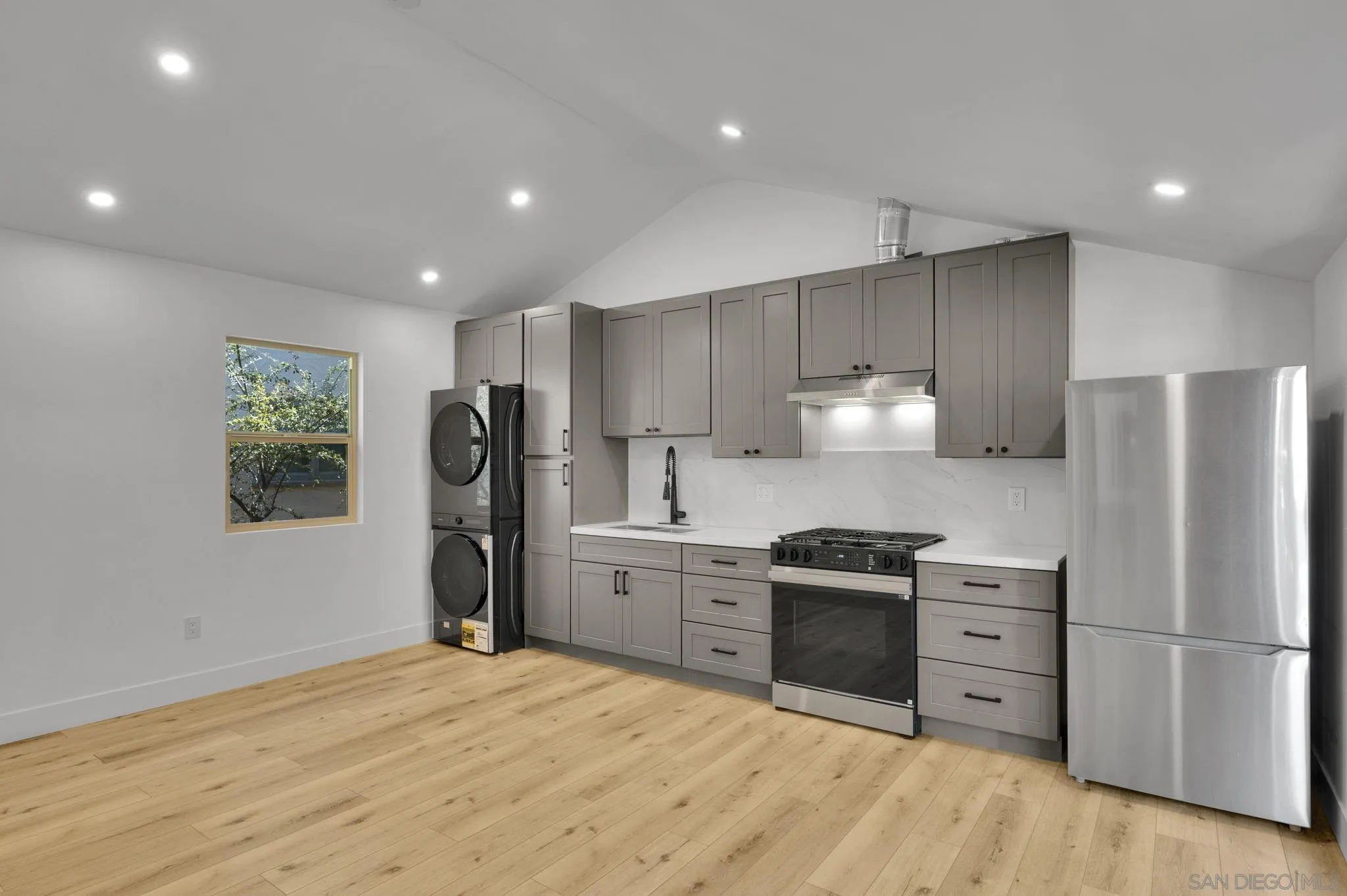 2434-2438 Broadway St., San Diego, CA 92102, photo 48