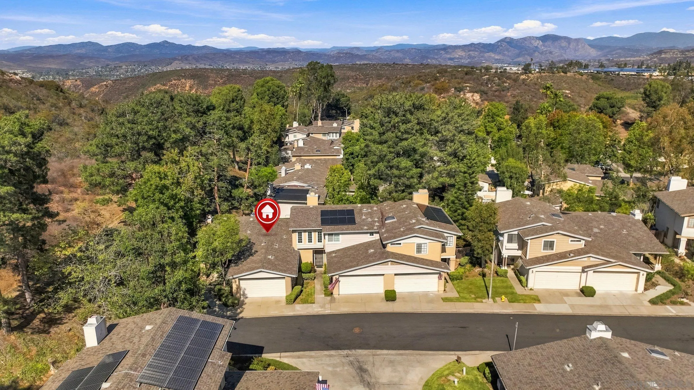 https://cdn.realtyfeed.com/cdn/127/260023821/00bb6bdf3f1326c3bca09653fd1fd116.webp